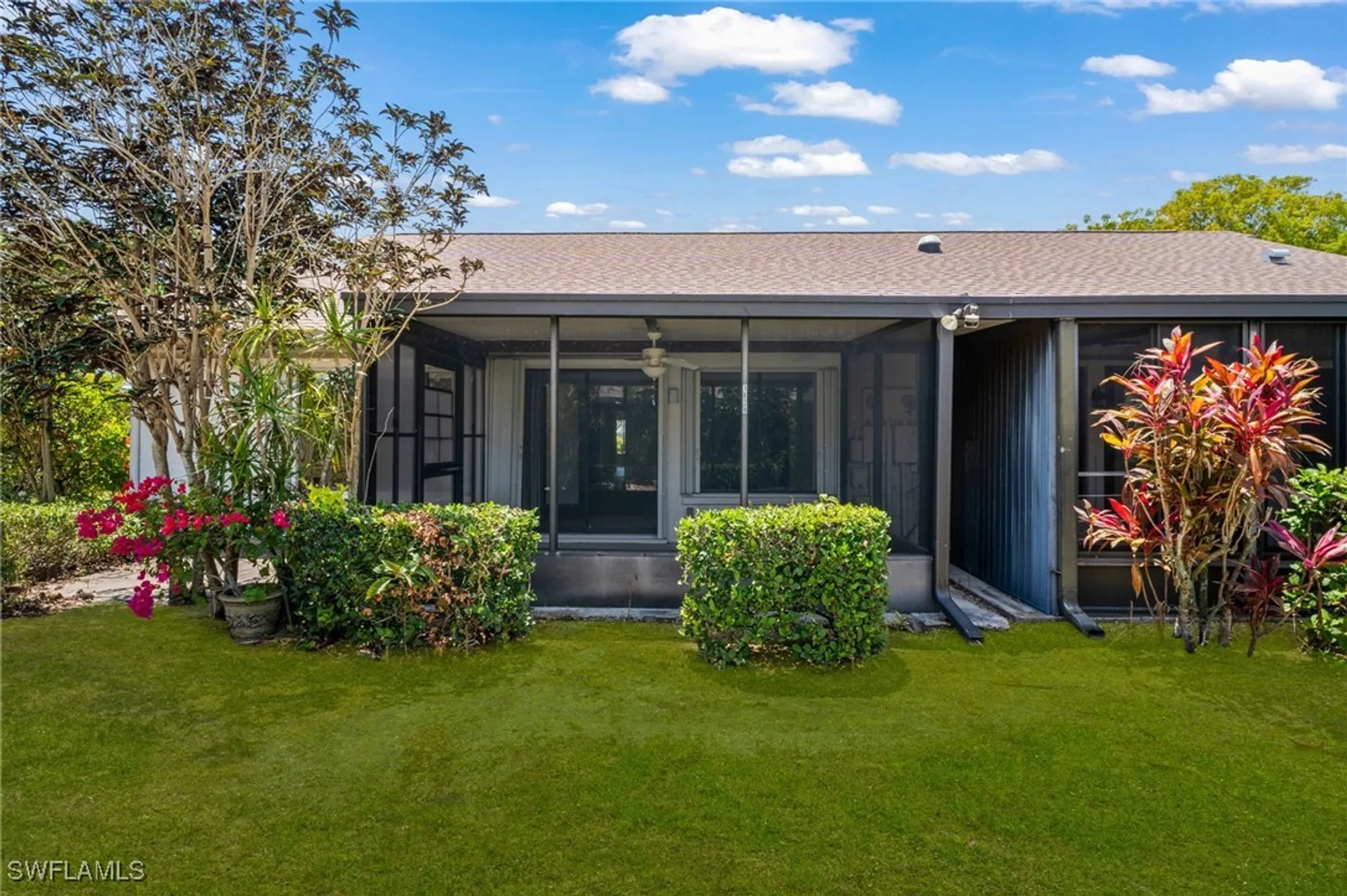 Property Slideshow image 36 of 47 | 1828 pine glade cir, Fort Myers, FL, 33907