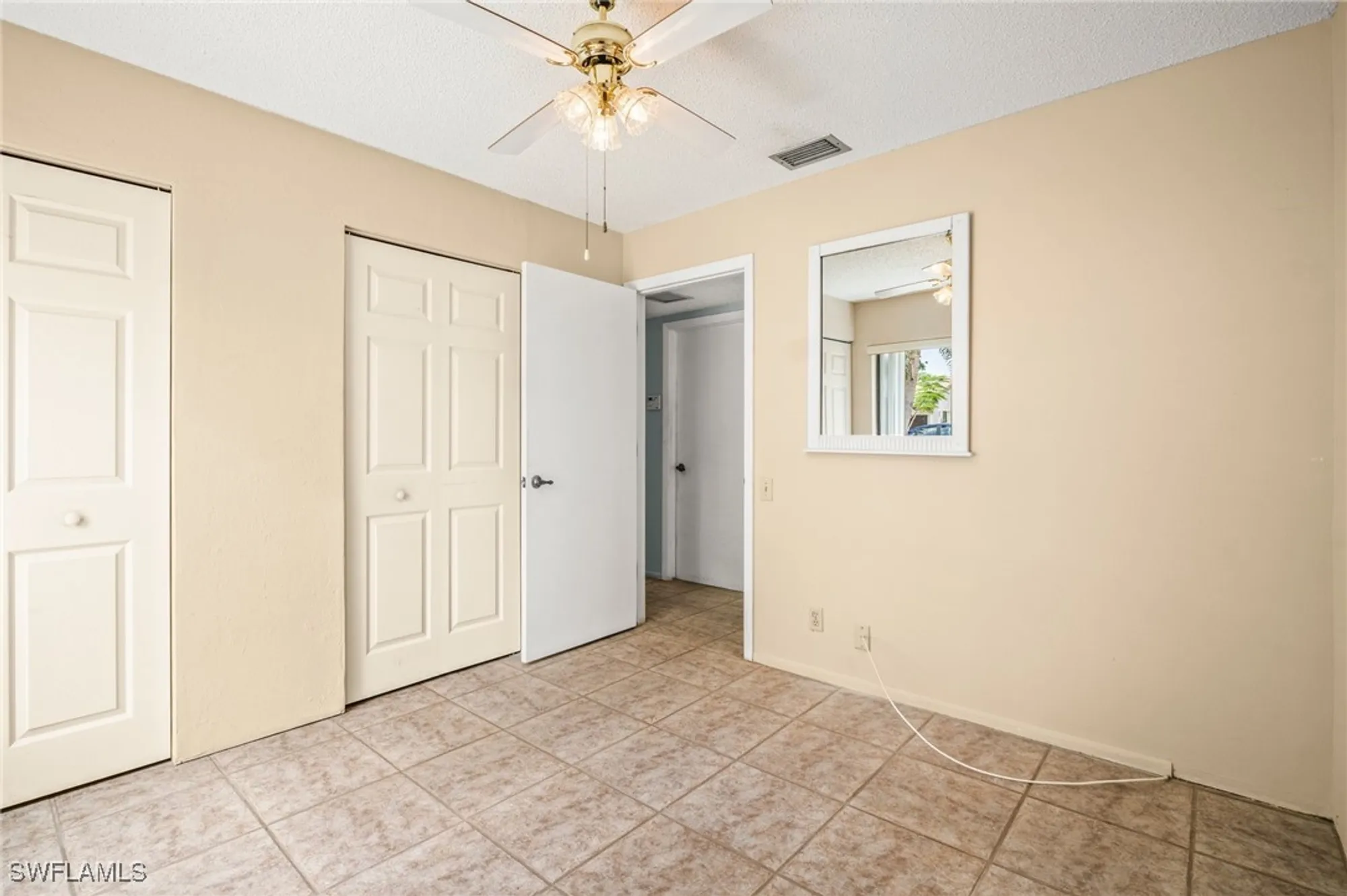Property Slideshow image 31 of 47 | 1828 pine glade cir, Fort Myers, FL, 33907