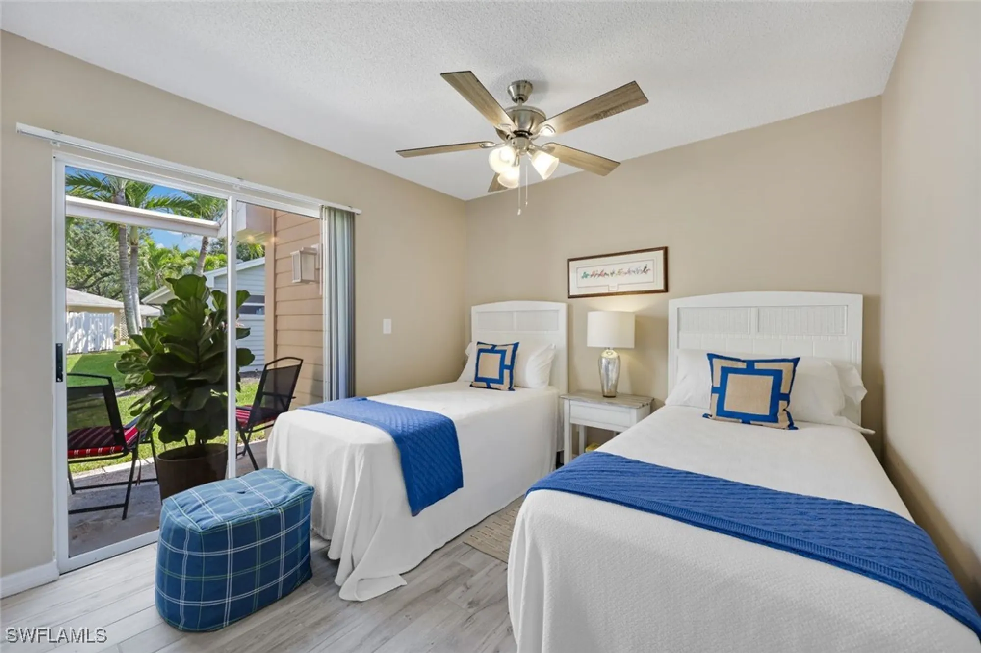 Property Slideshow image 16 of 38 | 14871 crescent cove dr, Fort Myers, FL, 33908