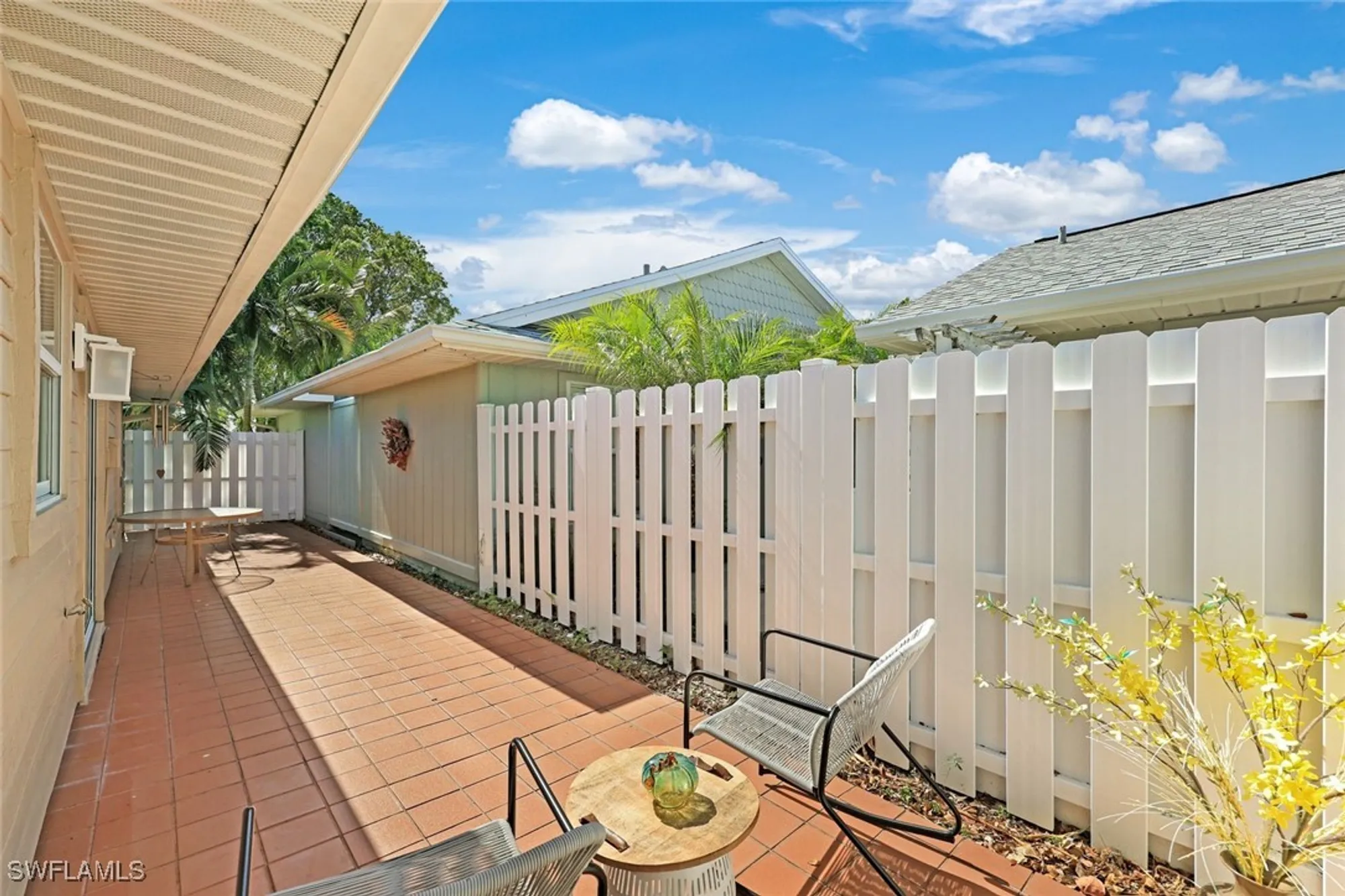 Property Slideshow image 22 of 38 | 14871 crescent cove dr, Fort Myers, FL, 33908