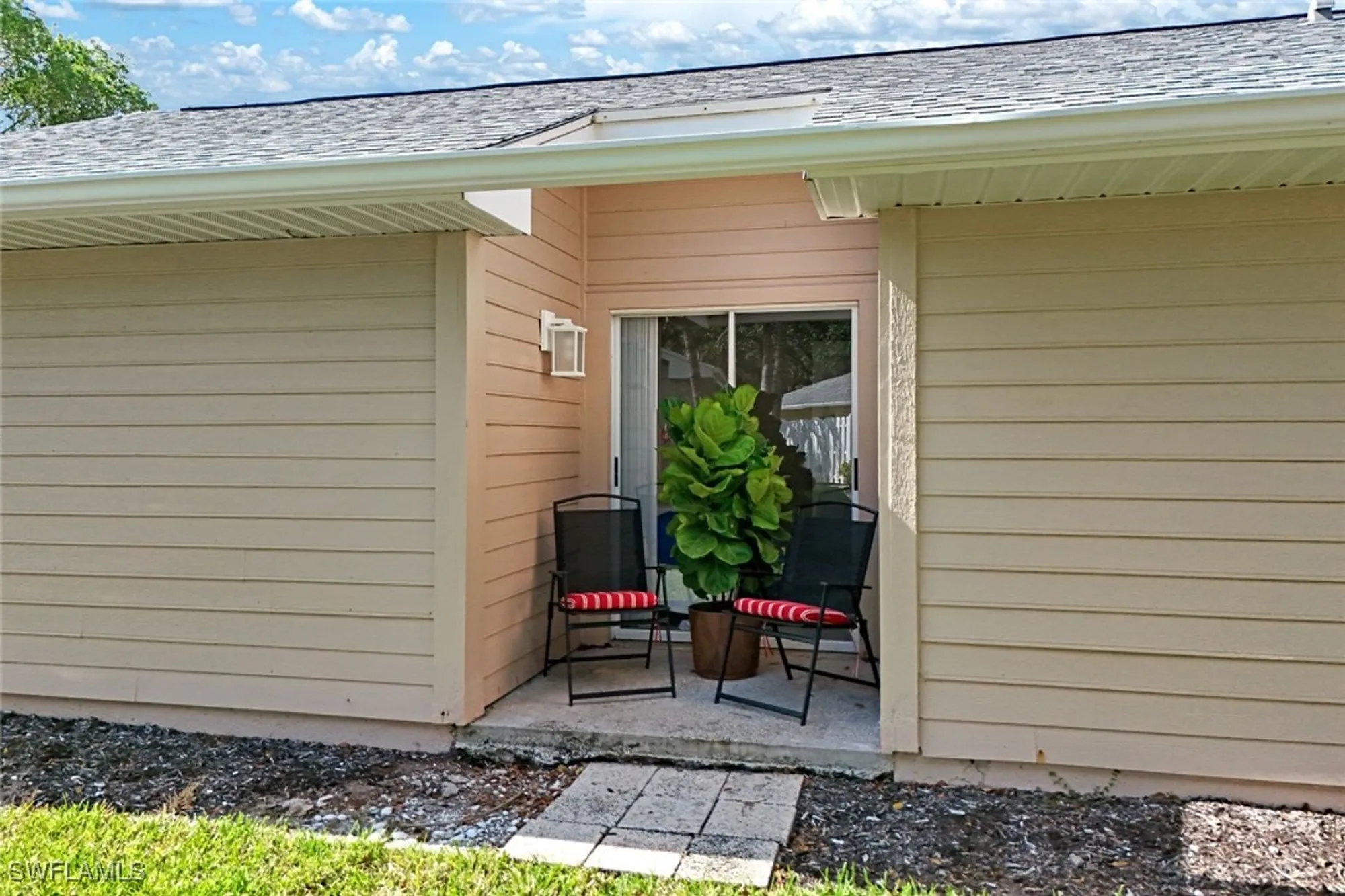 Property Slideshow image 23 of 38 | 14871 crescent cove dr, Fort Myers, FL, 33908