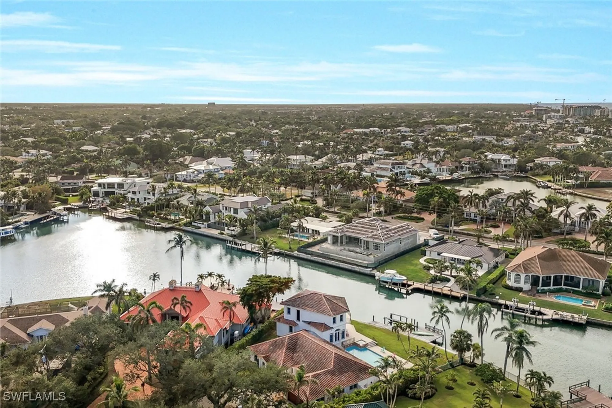 Property Slideshow image 24 of 33 | 350 bow line bnd, Naples, FL, 34103
