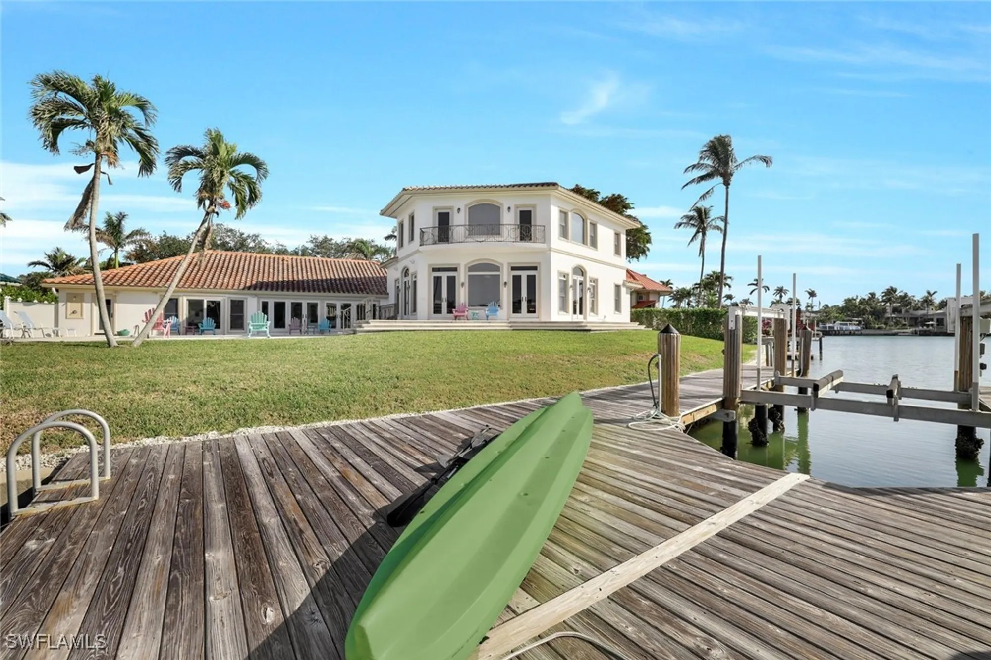 Property Slideshow image 27 of 33 | 350 bow line bnd, Naples, FL, 34103