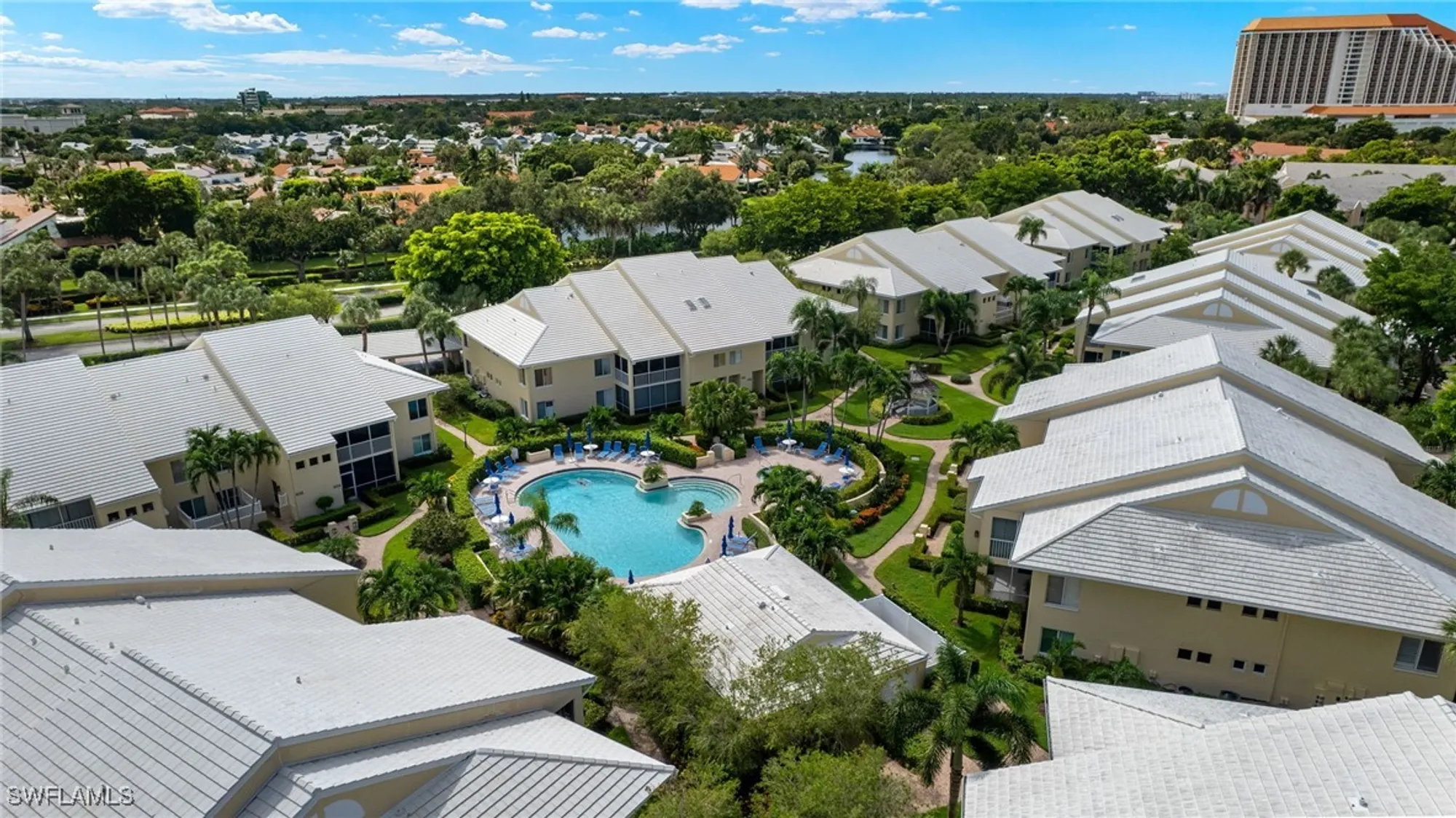 Property Slideshow image 20 of 20 | 5817 glencove dr 405, Naples, FL, 34108