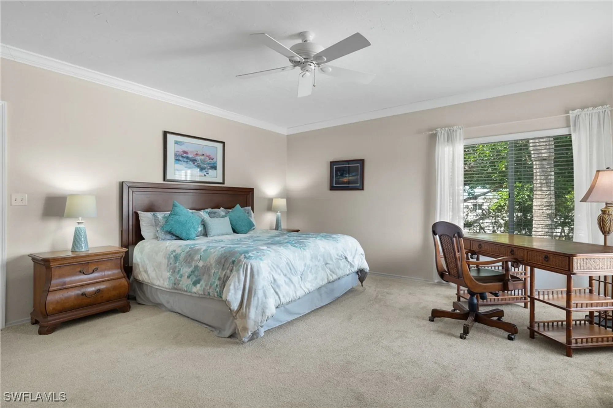 Property Slideshow image 6 of 20 | 5817 glencove dr 405, Naples, FL, 34108