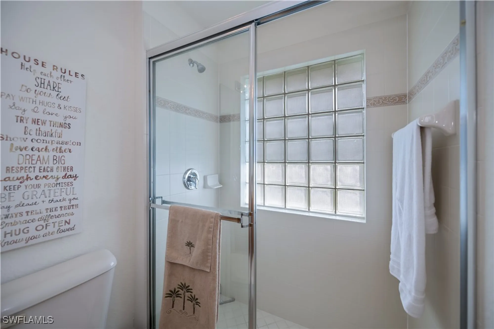 Property Slideshow image 28 of 50 | 2335 summersweet dr, Alva, FL, 33920