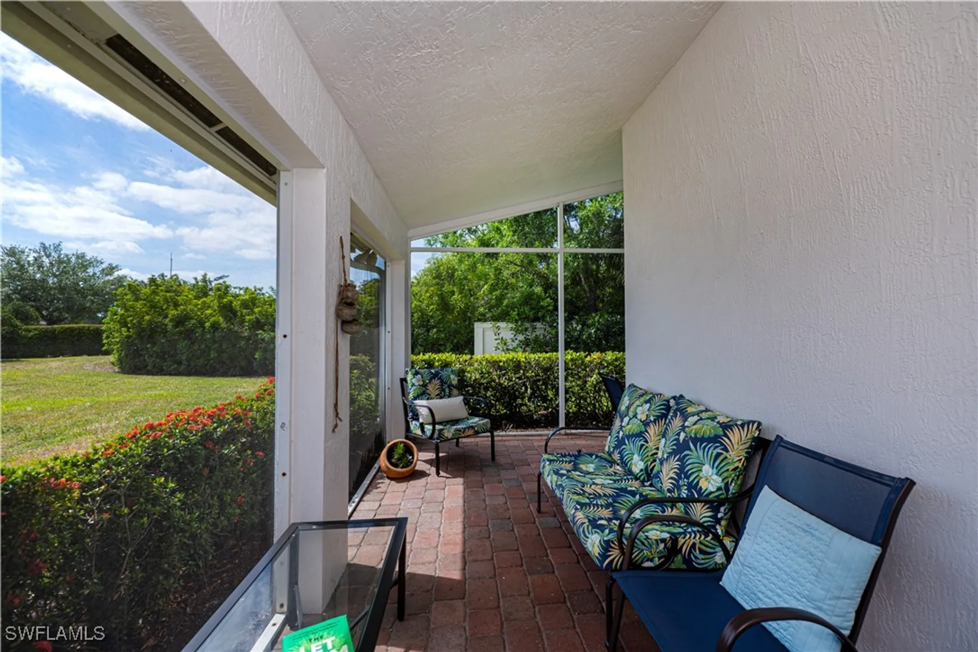 Property Slideshow image 32 of 50 | 2335 summersweet dr, Alva, FL, 33920