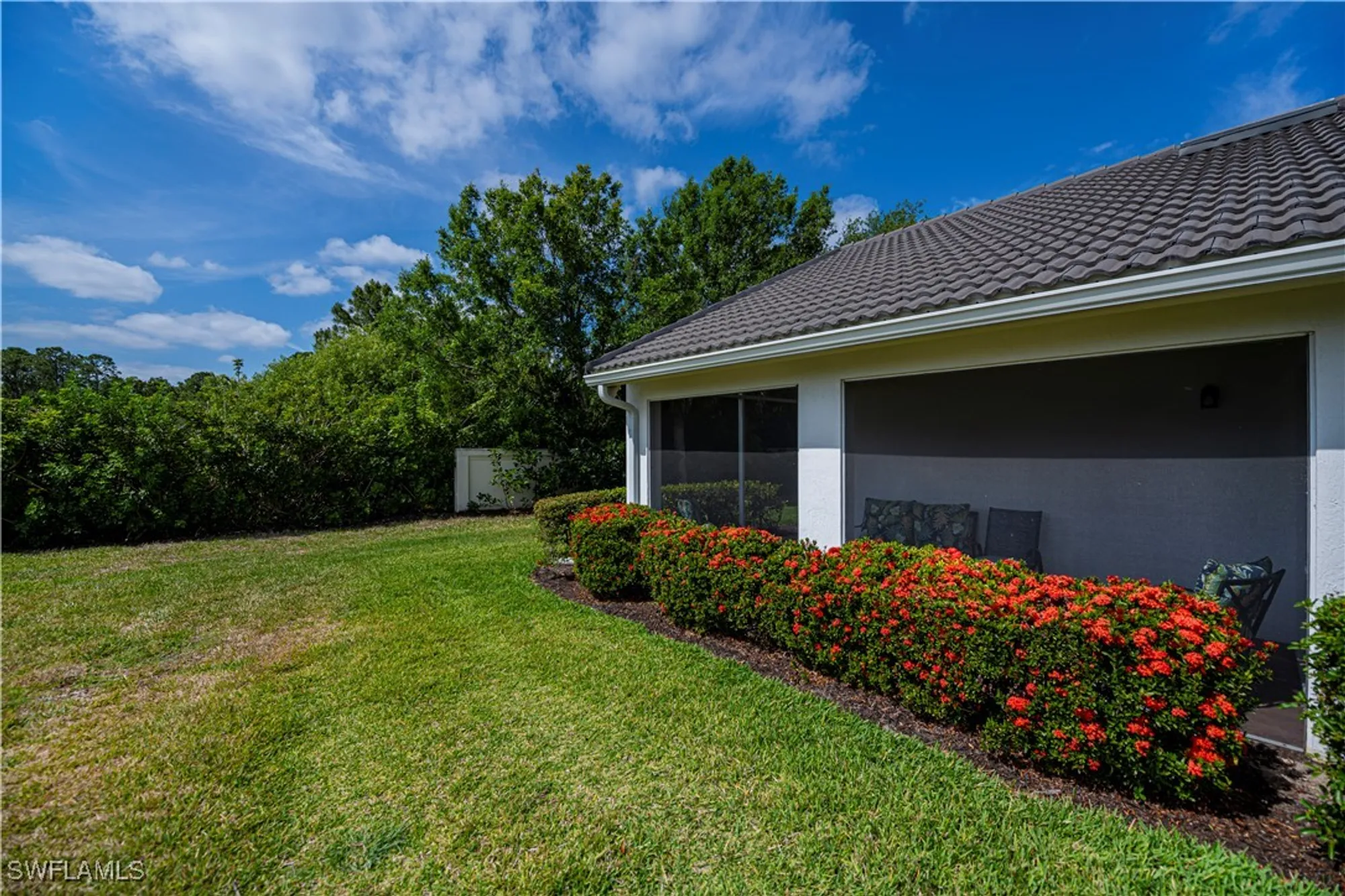 Property Slideshow image 40 of 50 | 2335 summersweet dr, Alva, FL, 33920