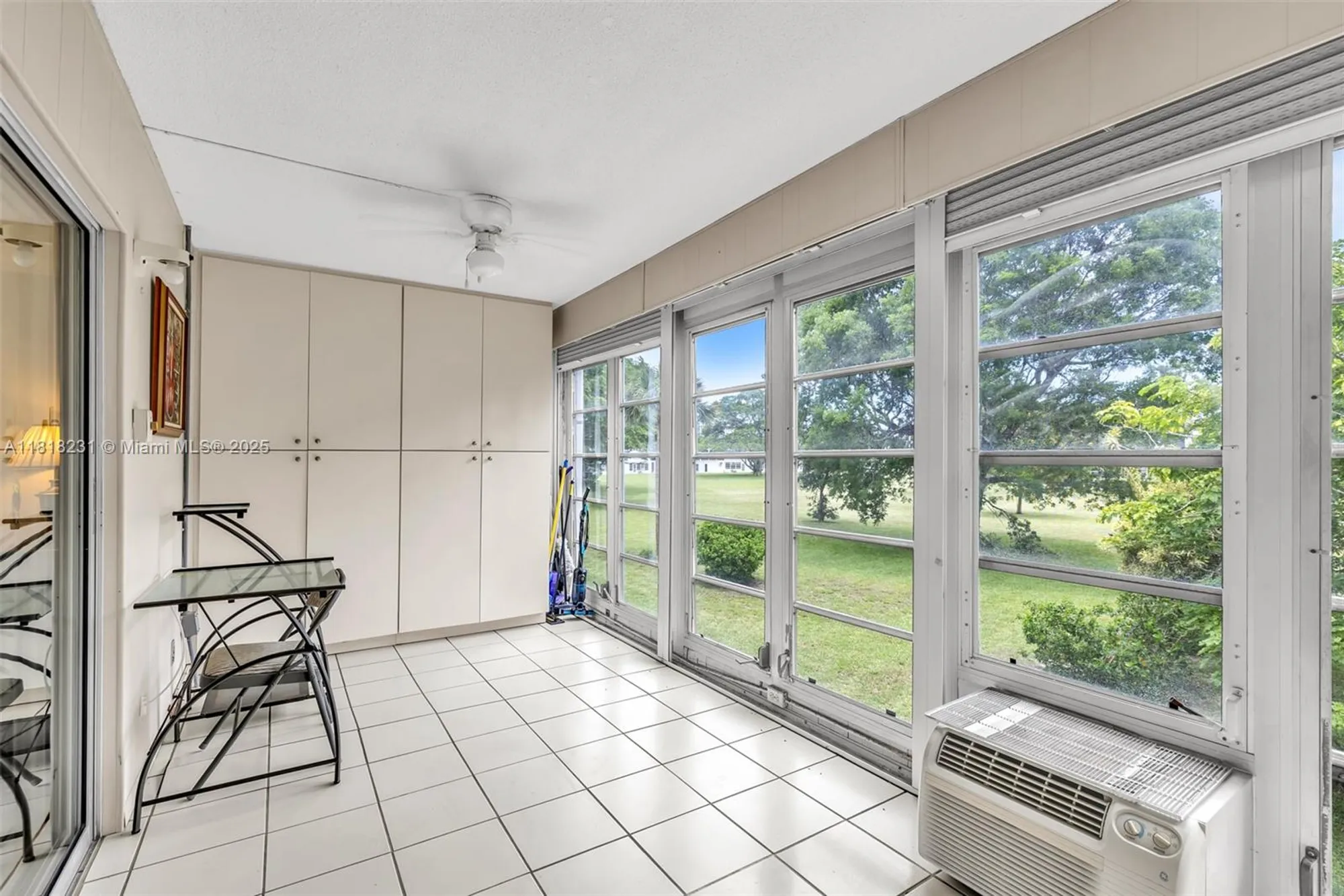 Property Slideshow image 19 of 27 | 2026 berkshire b # 2026, Deerfield Beach, FL, 33442