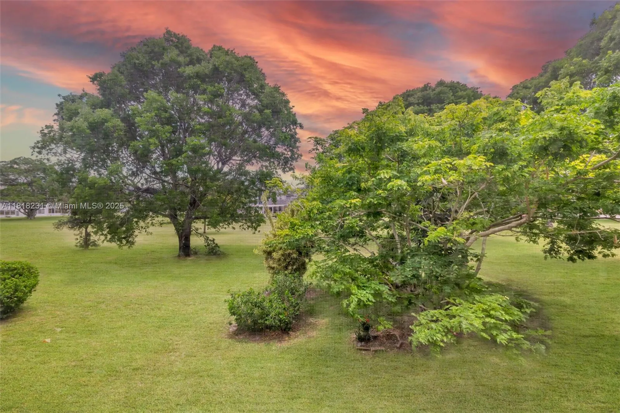 Property Slideshow image 22 of 27 | 2026 berkshire b # 2026, Deerfield Beach, FL, 33442