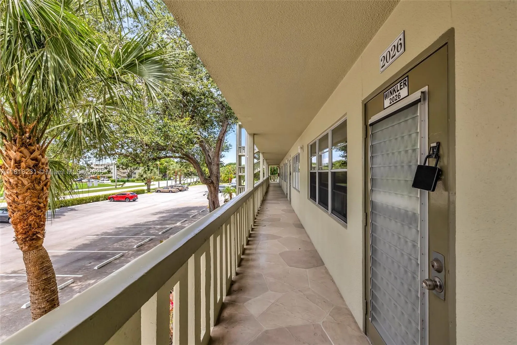 Property Slideshow image 8 of 27 | 2026 berkshire b # 2026, Deerfield Beach, FL, 33442