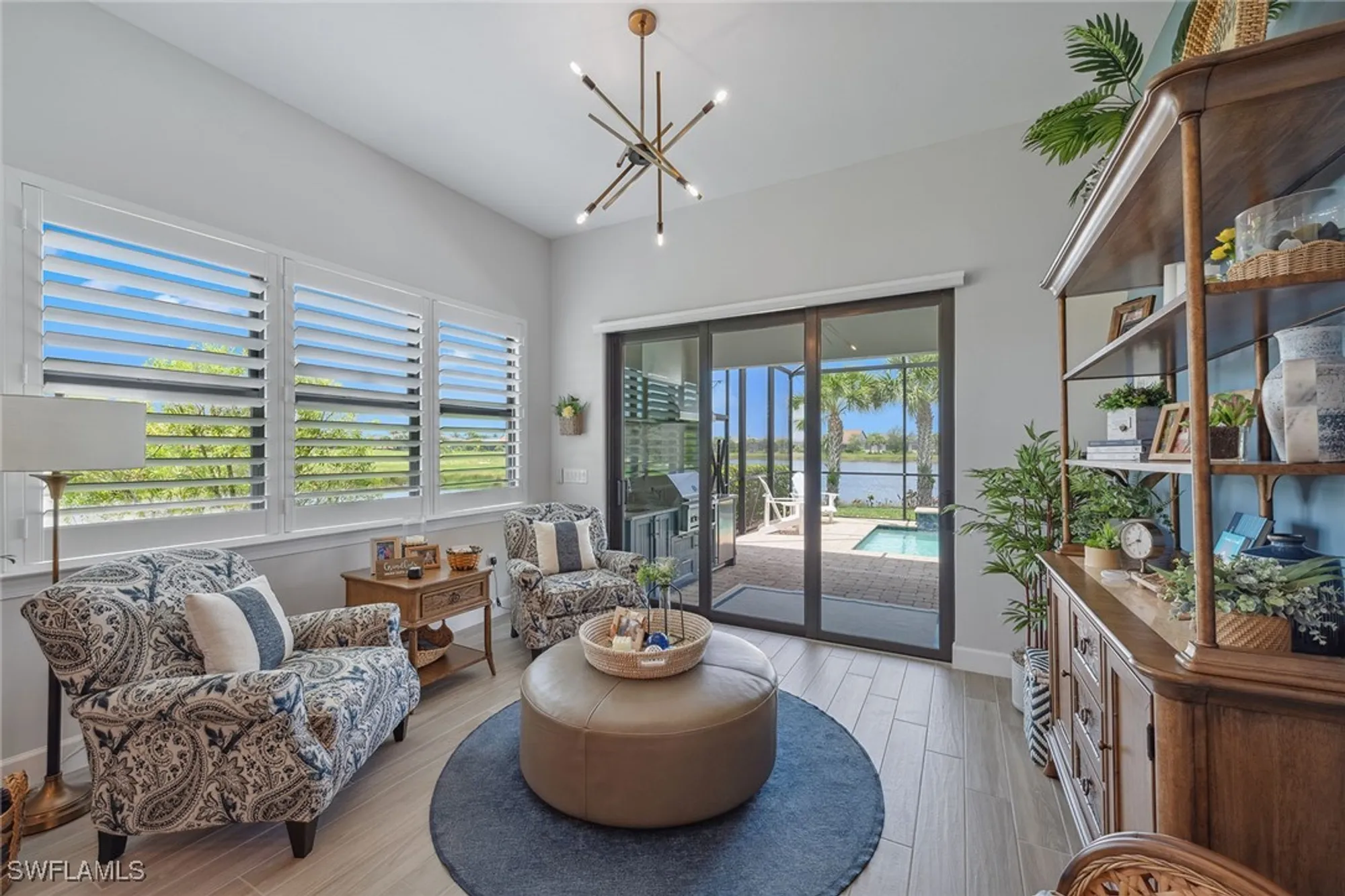 Property Slideshow image 15 of 50 | 2703 aviamar cir, Naples, FL, 34114