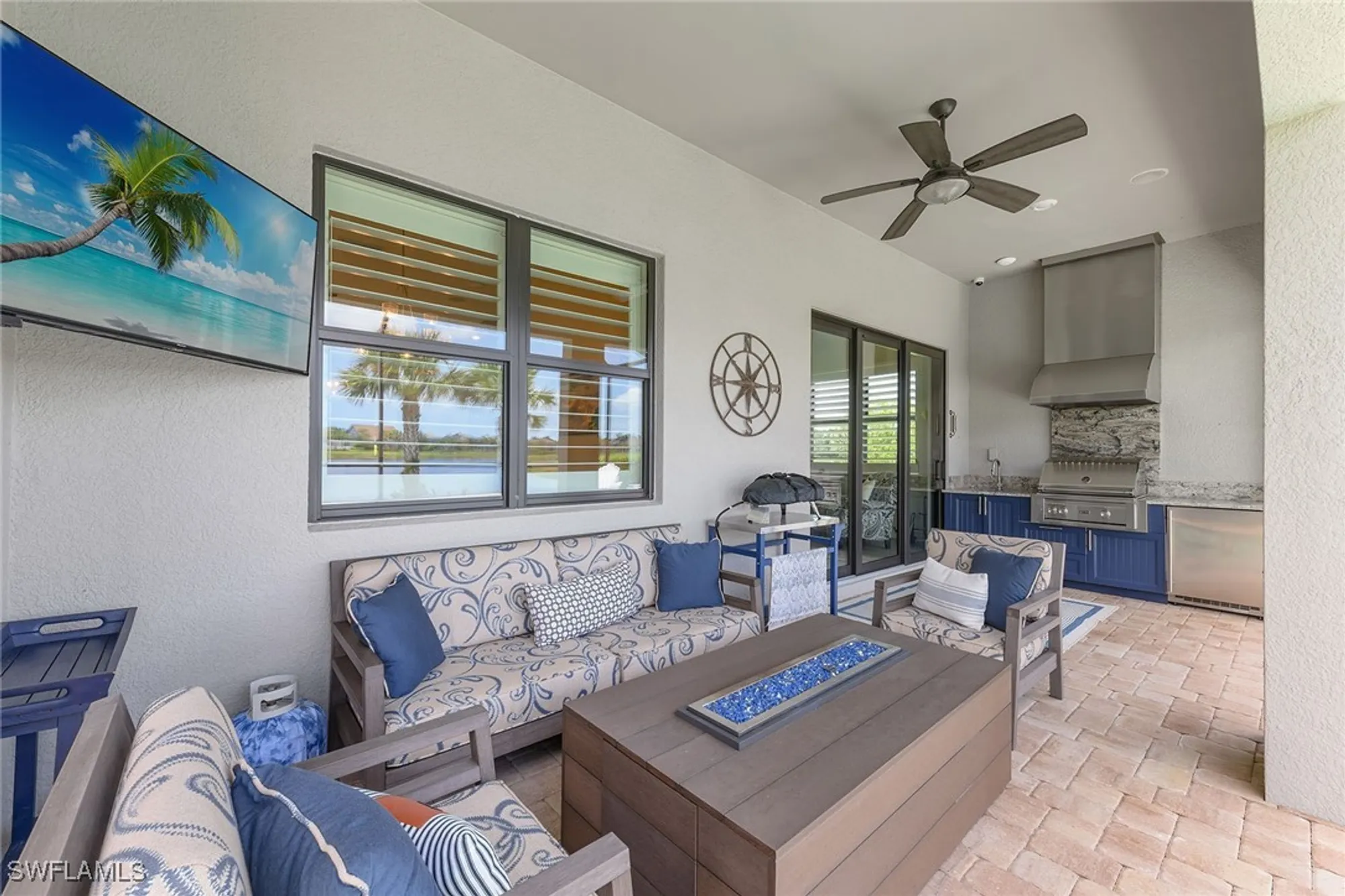 Property Slideshow image 28 of 50 | 2703 aviamar cir, Naples, FL, 34114