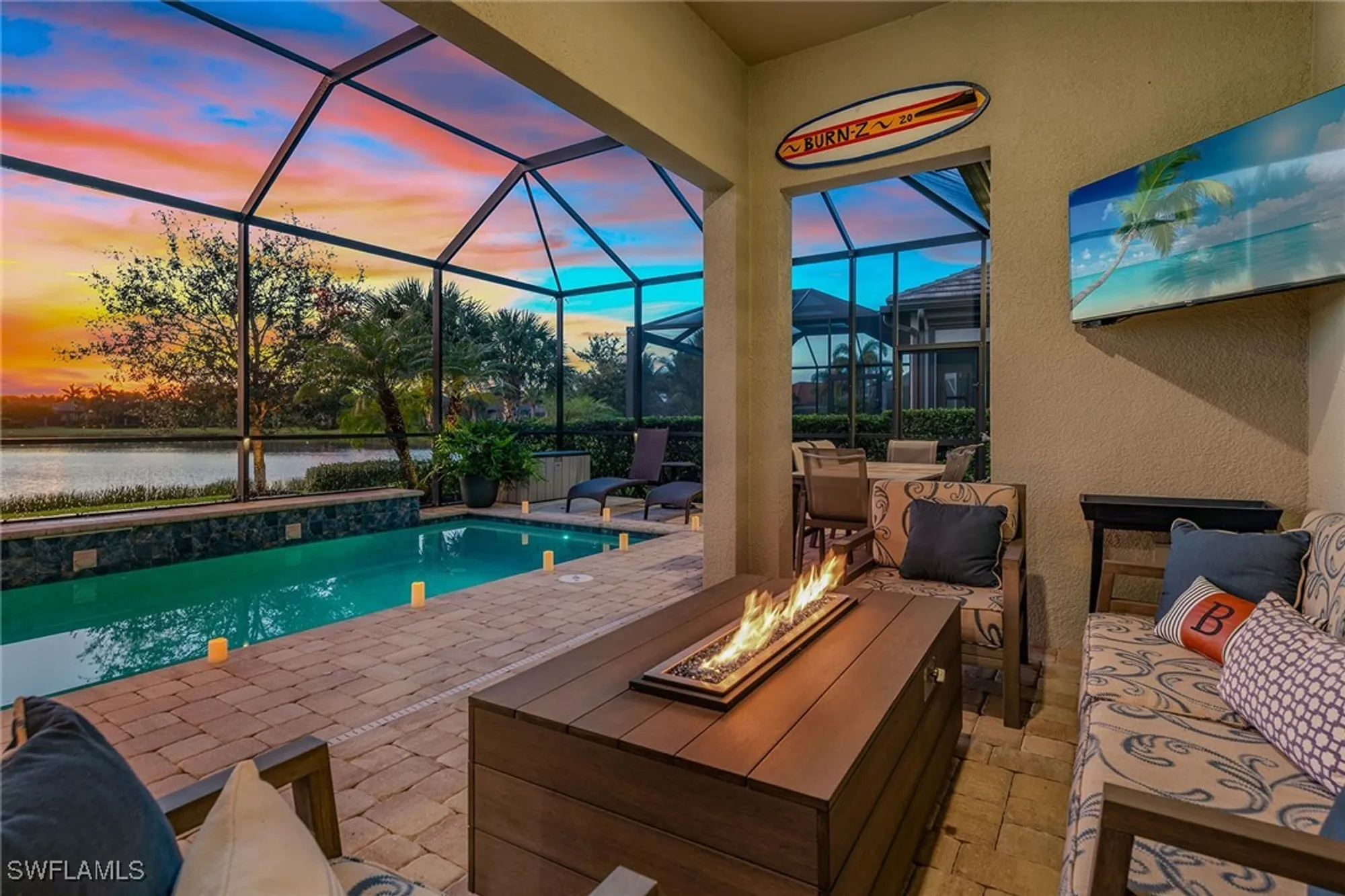 Property Slideshow image 30 of 50 | 2703 aviamar cir, Naples, FL, 34114