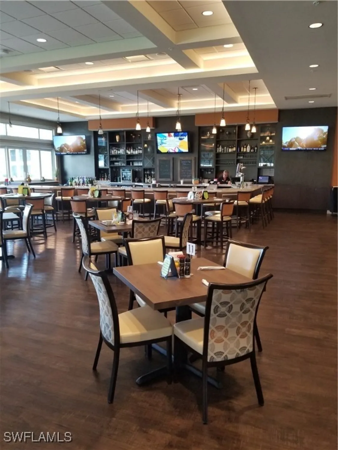 Property Slideshow image 25 of 35 | 5765 trailwinds dr 115, Fort Myers, FL, 33907