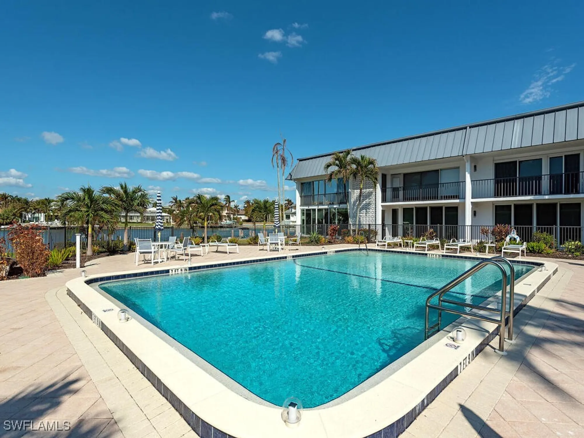 Property Slideshow image 16 of 35 | 333 harbour dr apt 108, Naples, FL, 34103