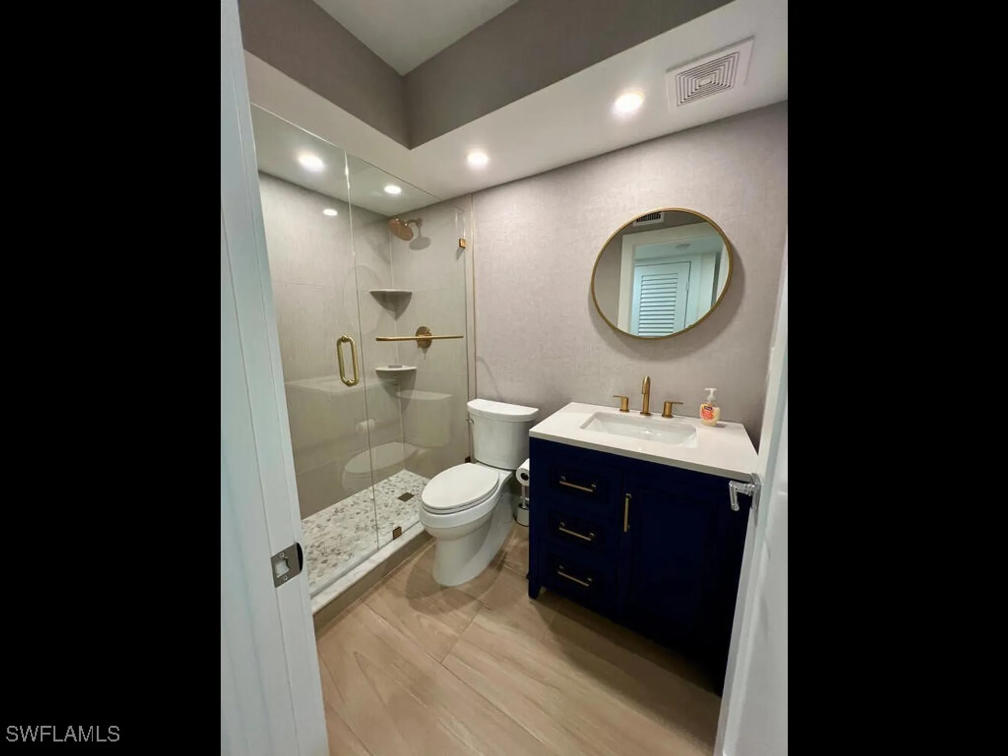 Property Slideshow image 25 of 35 | 333 harbour dr apt 108, Naples, FL, 34103