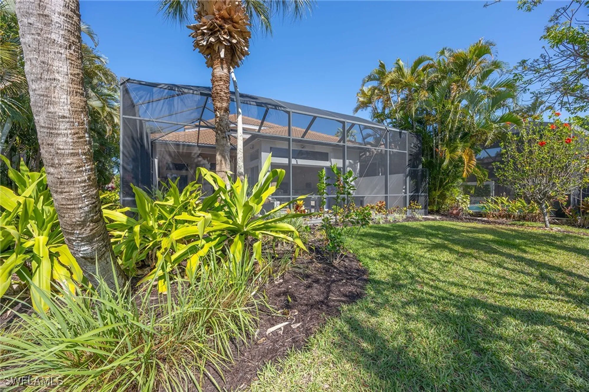 Property Slideshow image 30 of 50 | 8544 pepper tree way, Naples, FL, 34114