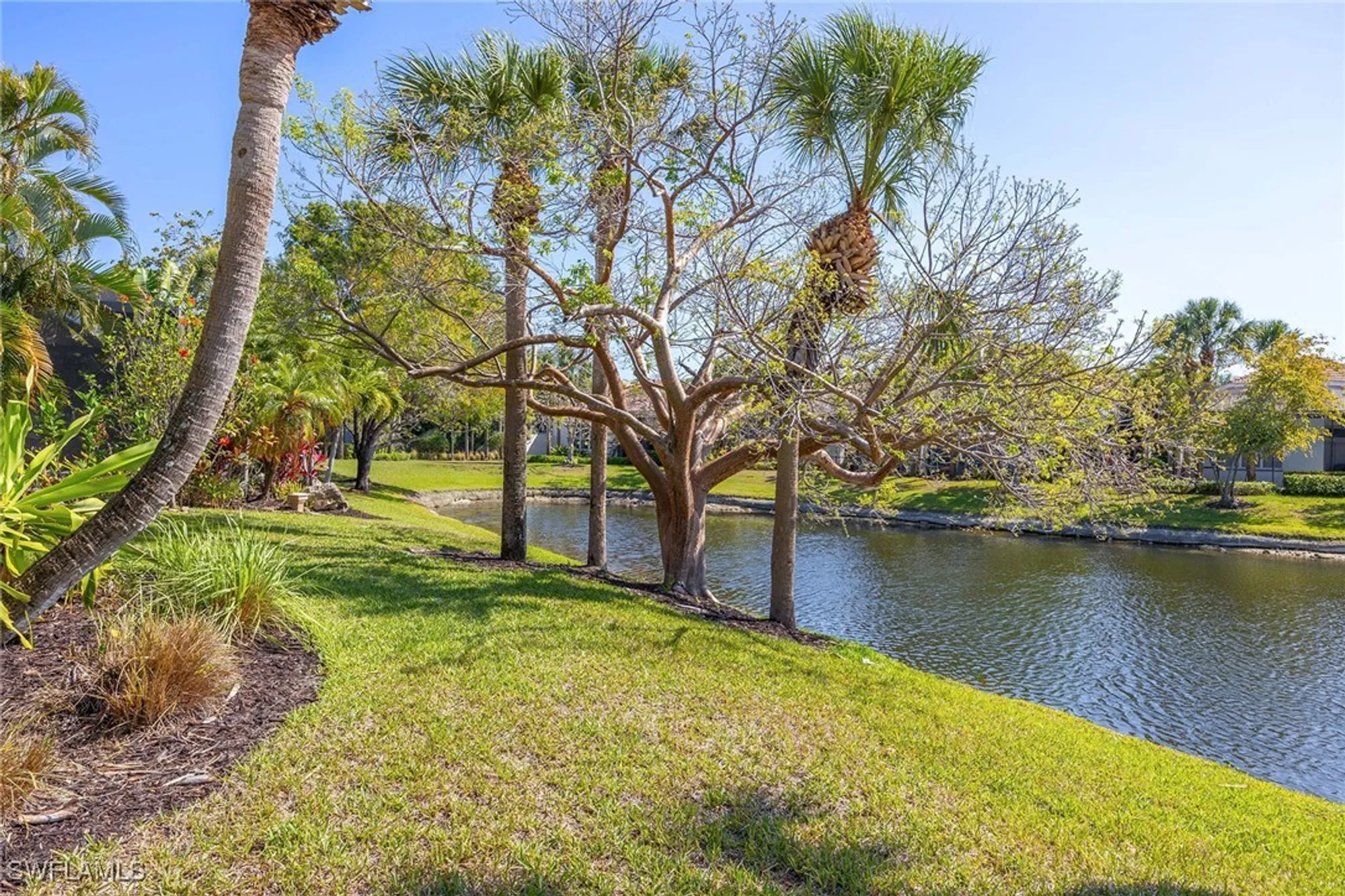 Property Slideshow image 33 of 50 | 8544 pepper tree way, Naples, FL, 34114