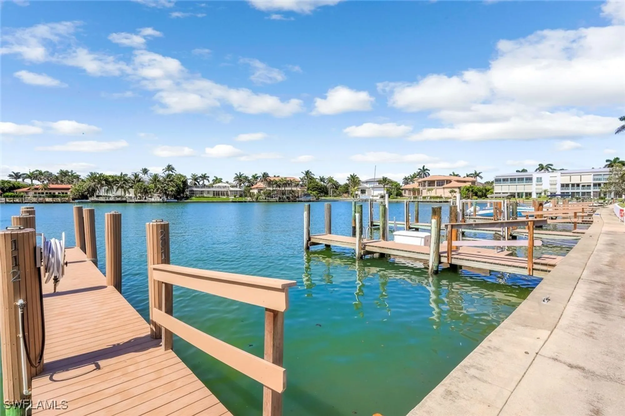 Property Slideshow image 11 of 33 | 333 harbour dr 201, Naples, FL, 34103