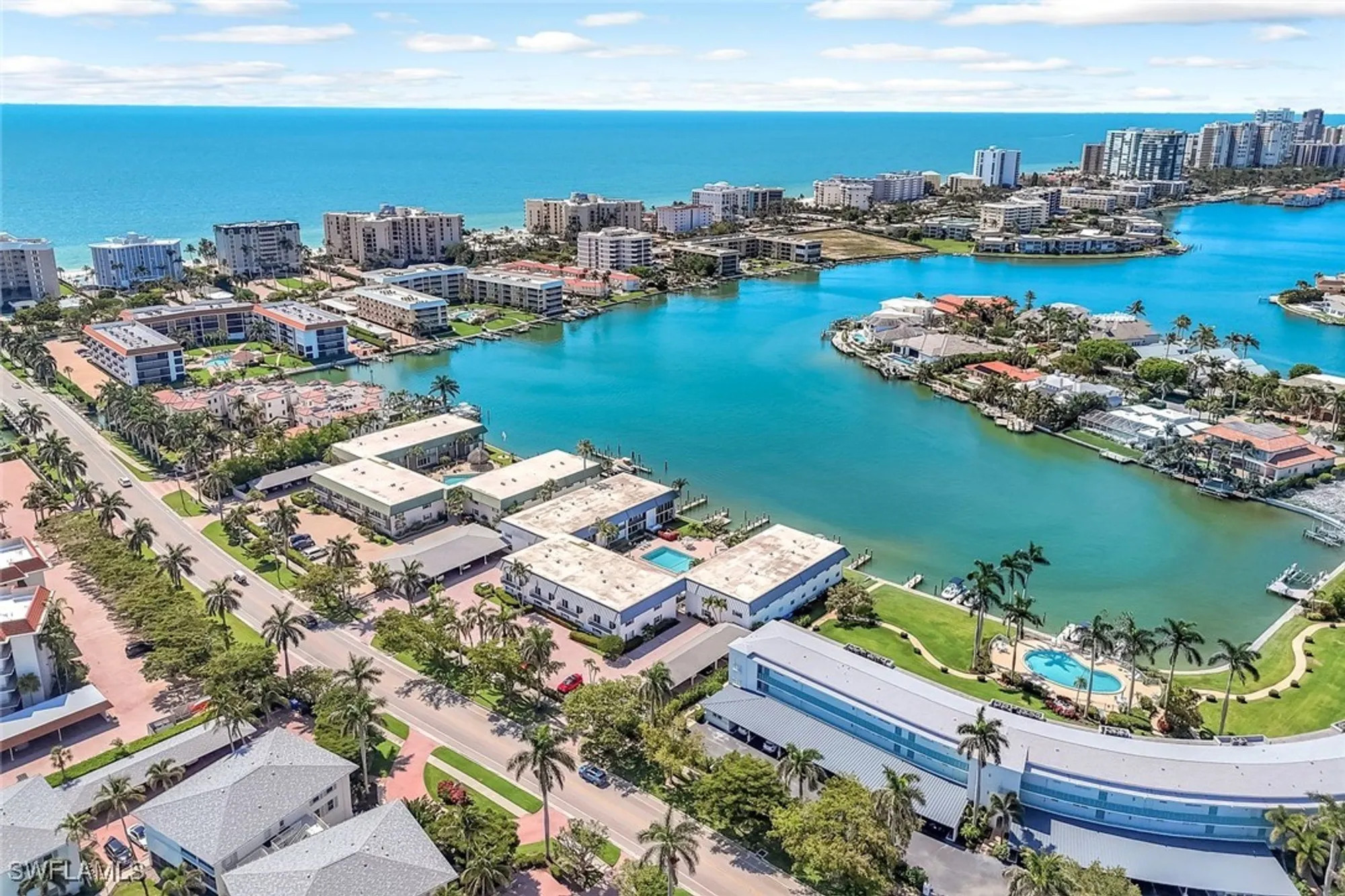 Property Slideshow image 28 of 33 | 333 harbour dr 201, Naples, FL, 34103