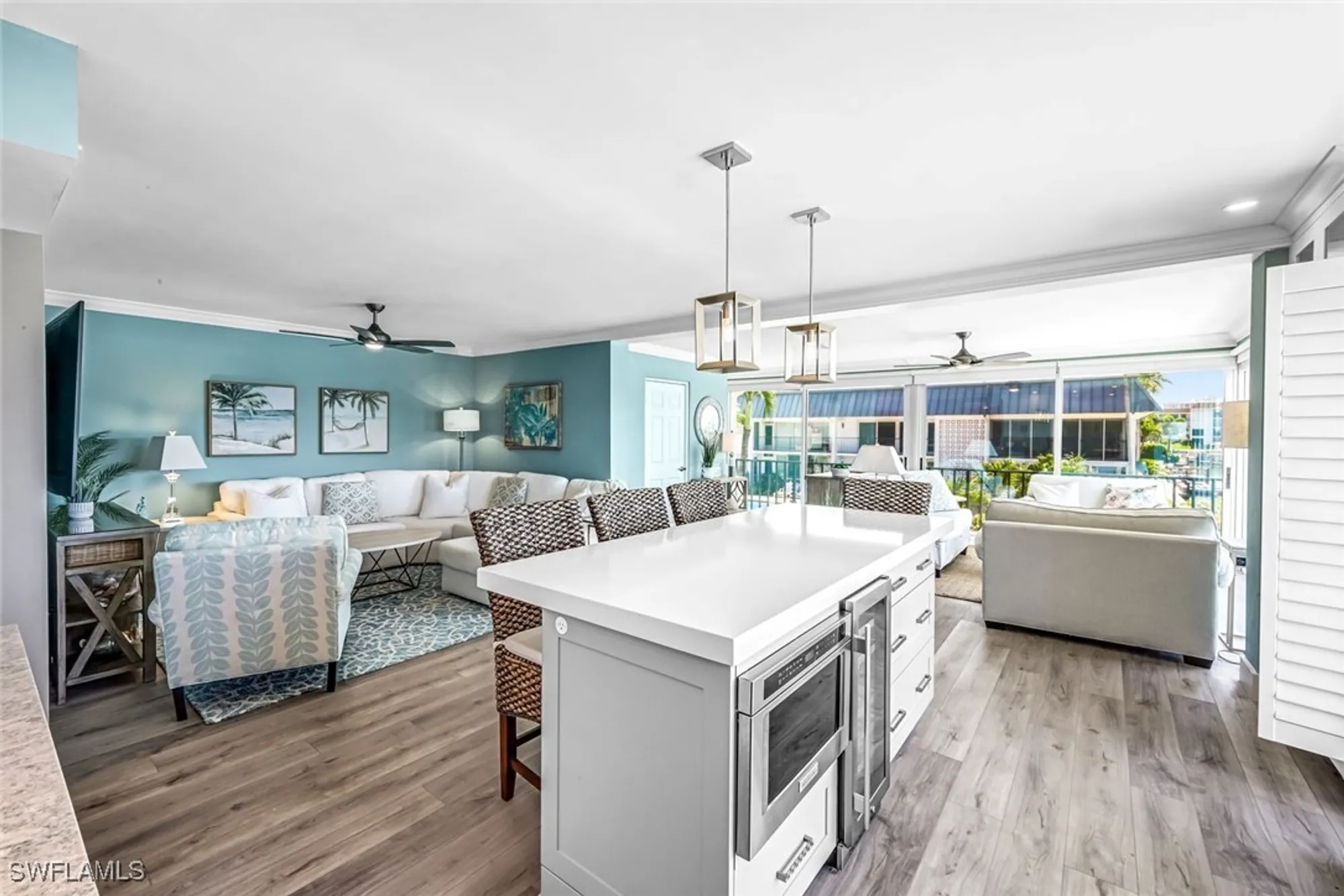 Property Slideshow image 21 of 33 | 333 harbour dr 201, Naples, FL, 34103