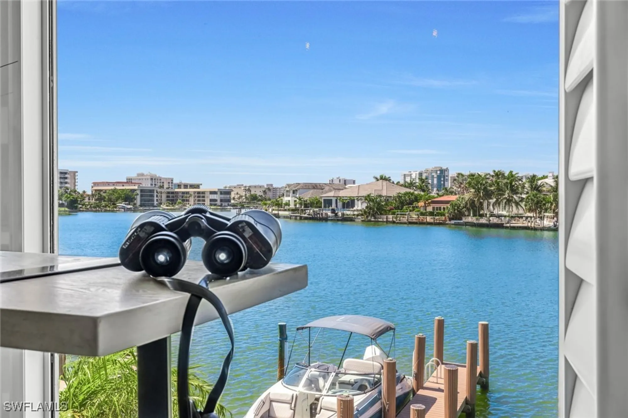 Property Slideshow image 3 of 33 | 333 harbour dr 201, Naples, FL, 34103