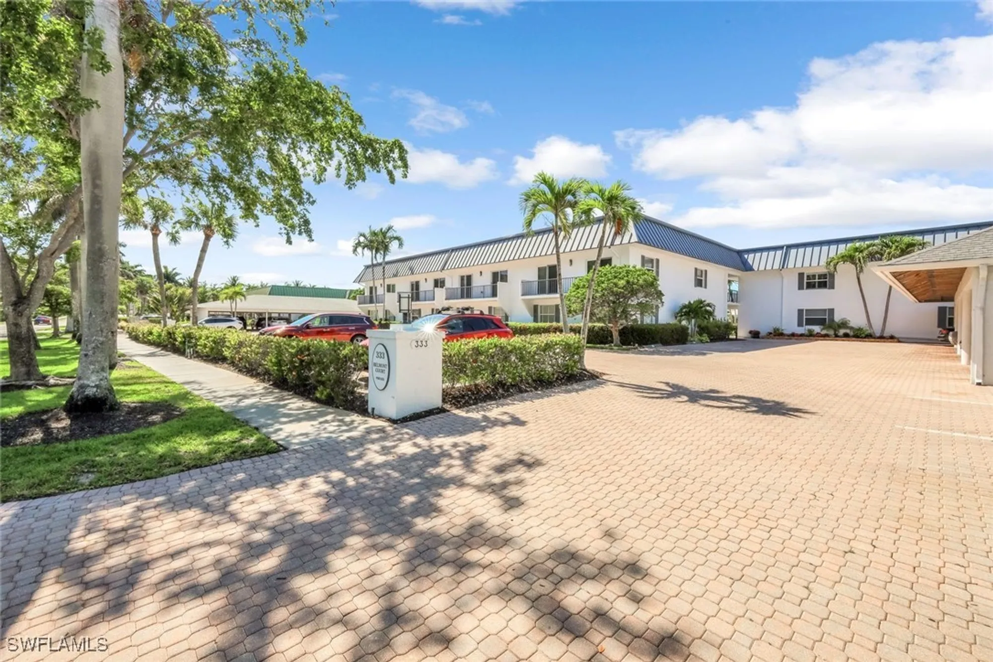 Property Slideshow image 33 of 33 | 333 harbour dr 201, Naples, FL, 34103