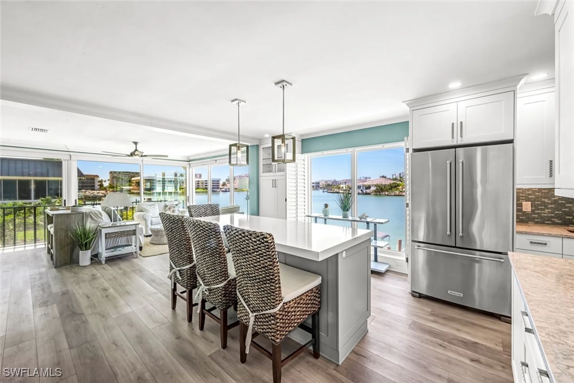 Property Slideshow image 4 of 33 | 333 harbour dr 201, Naples, FL, 34103