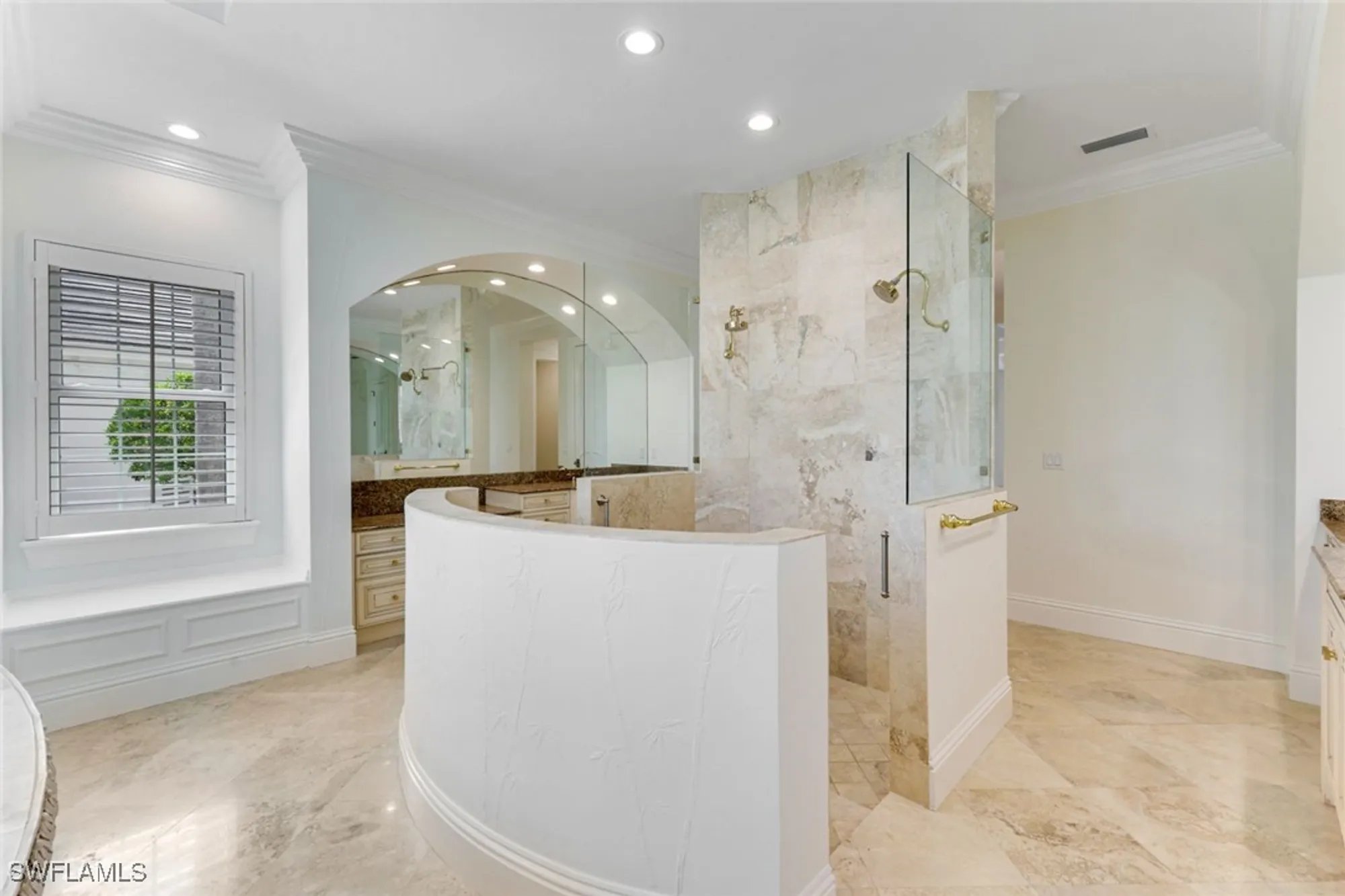 Property Slideshow image 24 of 43 | 384 mooring line dr, Naples, FL, 34102