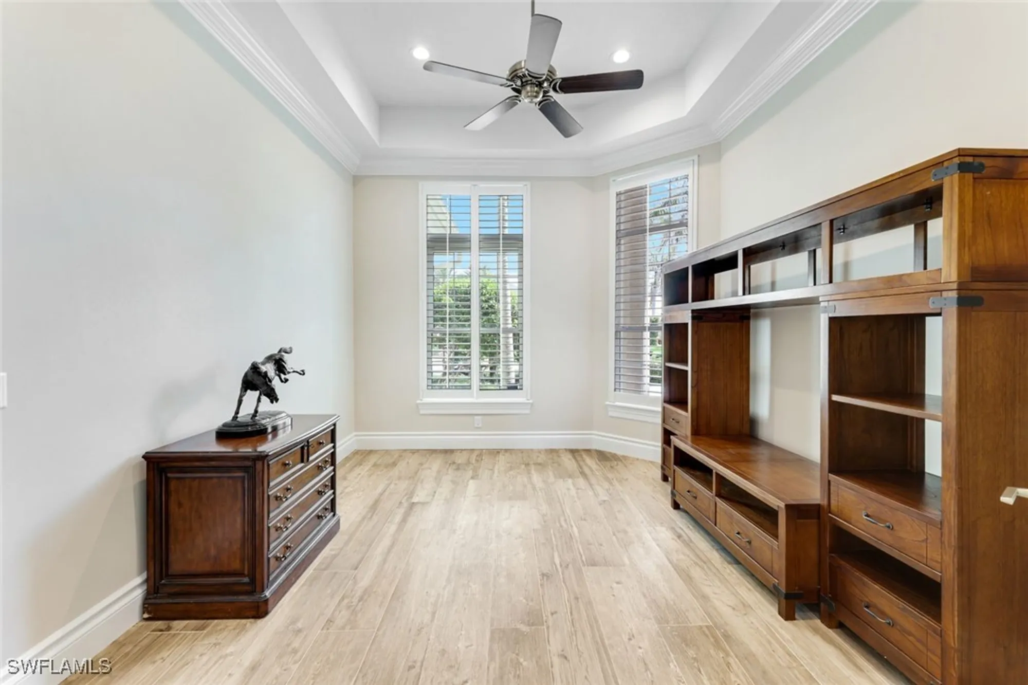 Property Slideshow image 27 of 43 | 384 mooring line dr, Naples, FL, 34102