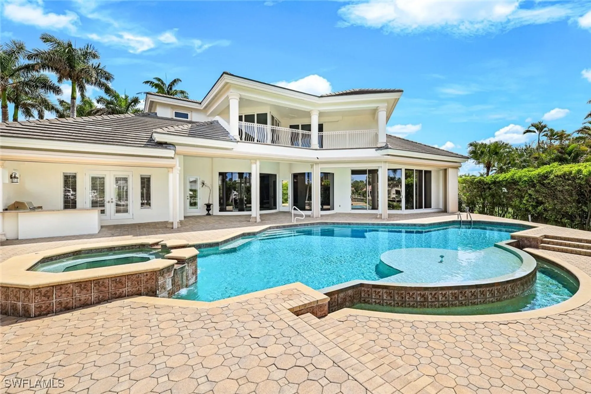 Property Slideshow image 20 of 43 | 384 mooring line dr, Naples, FL, 34102
