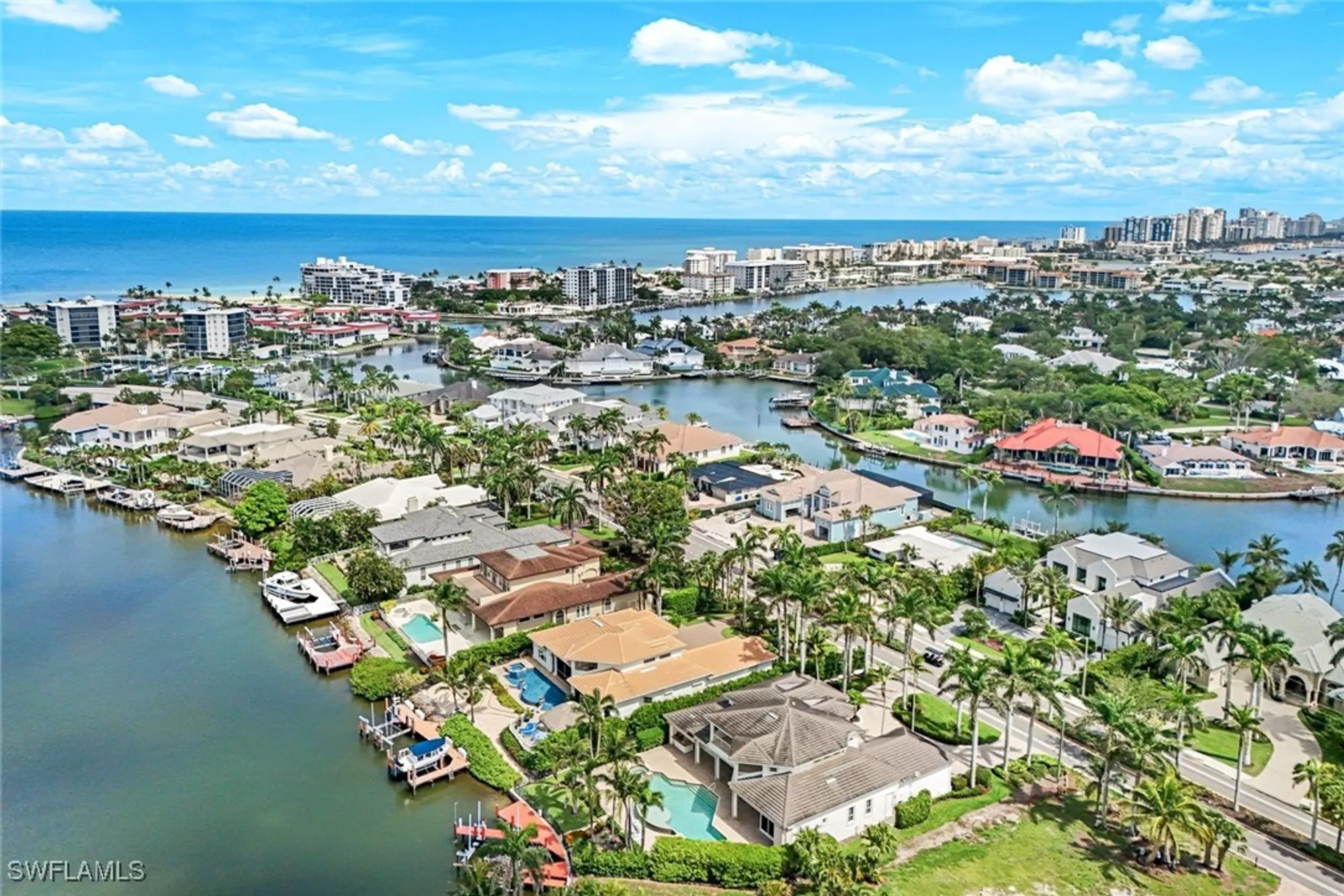 Property Slideshow image 34 of 43 | 384 mooring line dr, Naples, FL, 34102