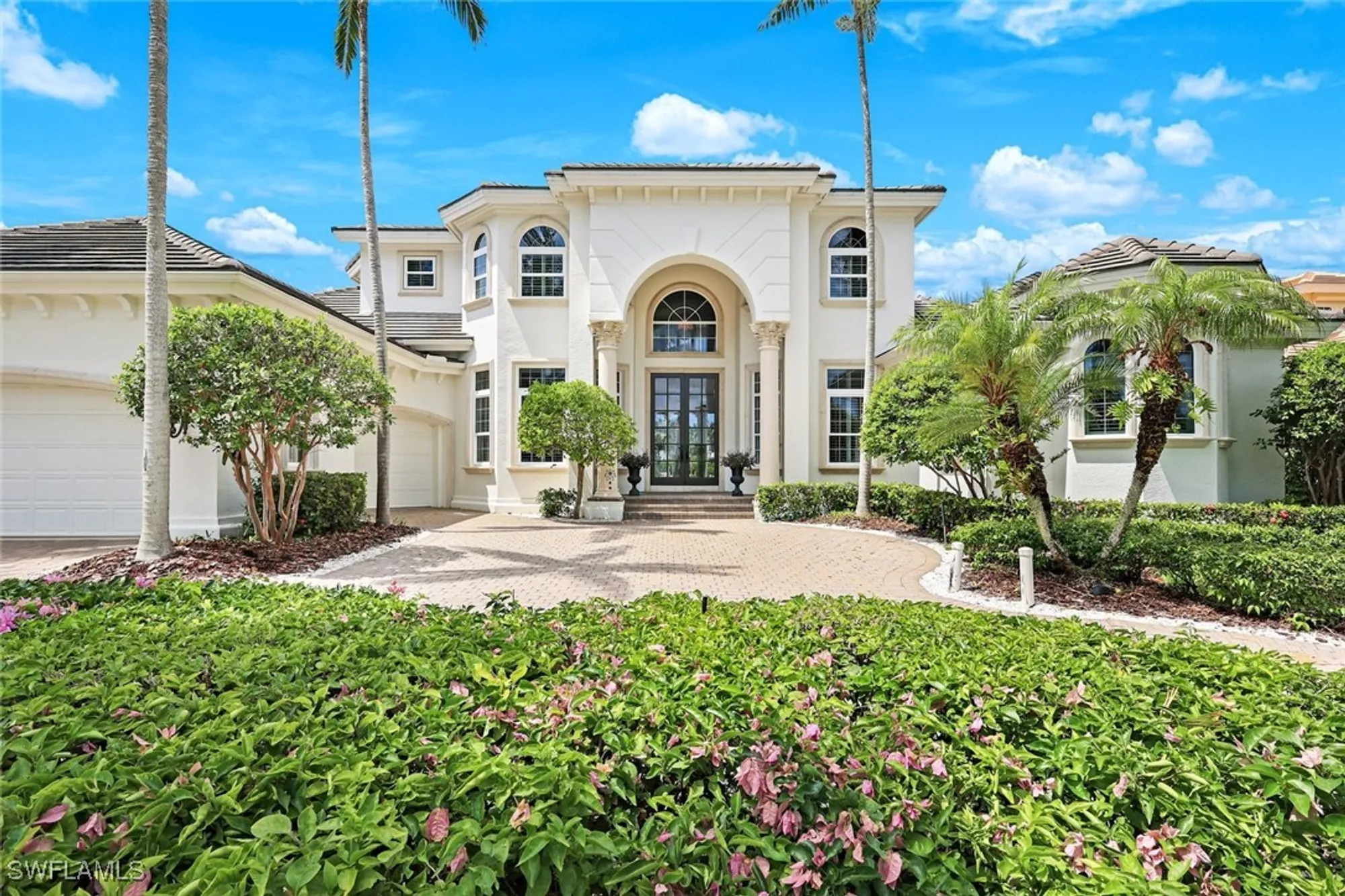 Property Slideshow image 4 of 43 | 384 mooring line dr, Naples, FL, 34102
