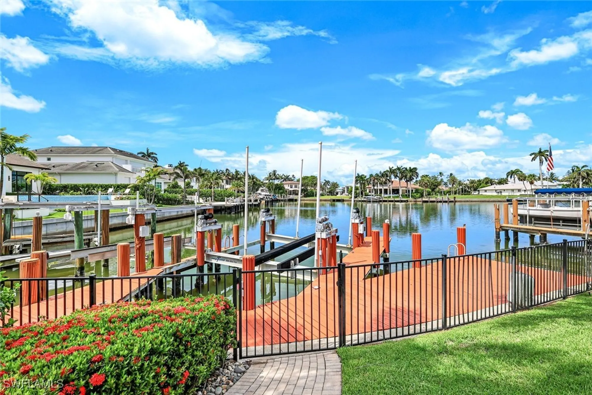 Property Slideshow image 41 of 43 | 384 mooring line dr, Naples, FL, 34102
