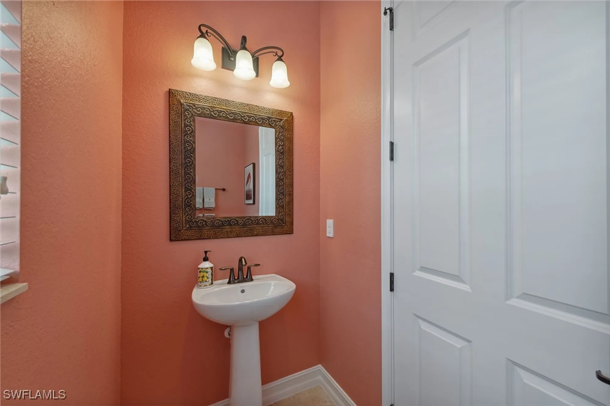 Property Slideshow image 28 of 50 | 3441 runaway ln, Naples, FL, 34114