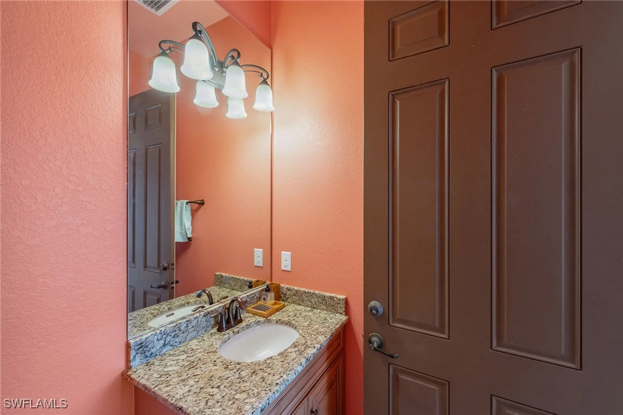 Property Slideshow image 32 of 50 | 3441 runaway ln, Naples, FL, 34114