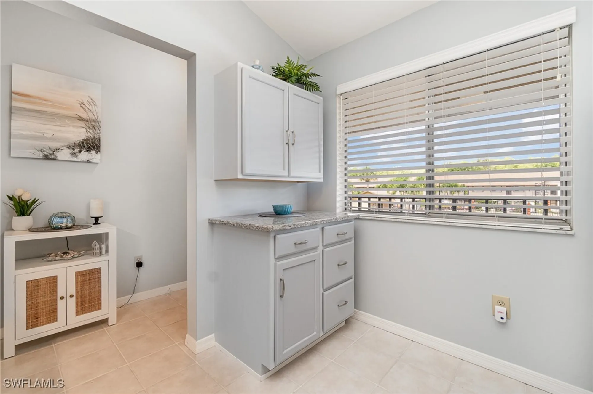 Property Slideshow image 17 of 41 | 13090 cross creek ct apt 210, Fort Myers, FL, 33912