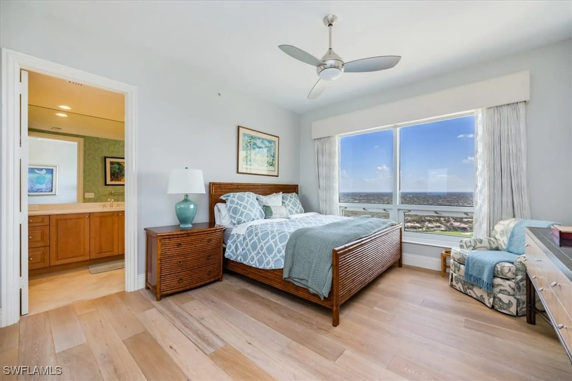 Property Slideshow image 19 of 28 | 4851 bonita bay blvd unit 2203, Bonita Springs, FL, 34134