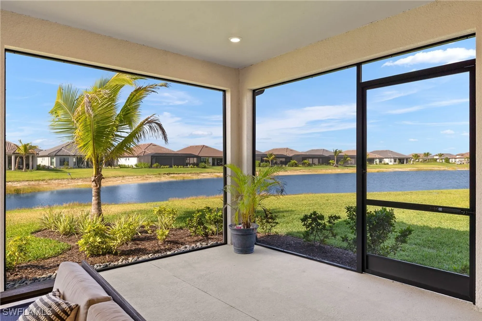 Property Slideshow image 32 of 45 | 11947 noveli ct, Fort Myers, FL, 33913