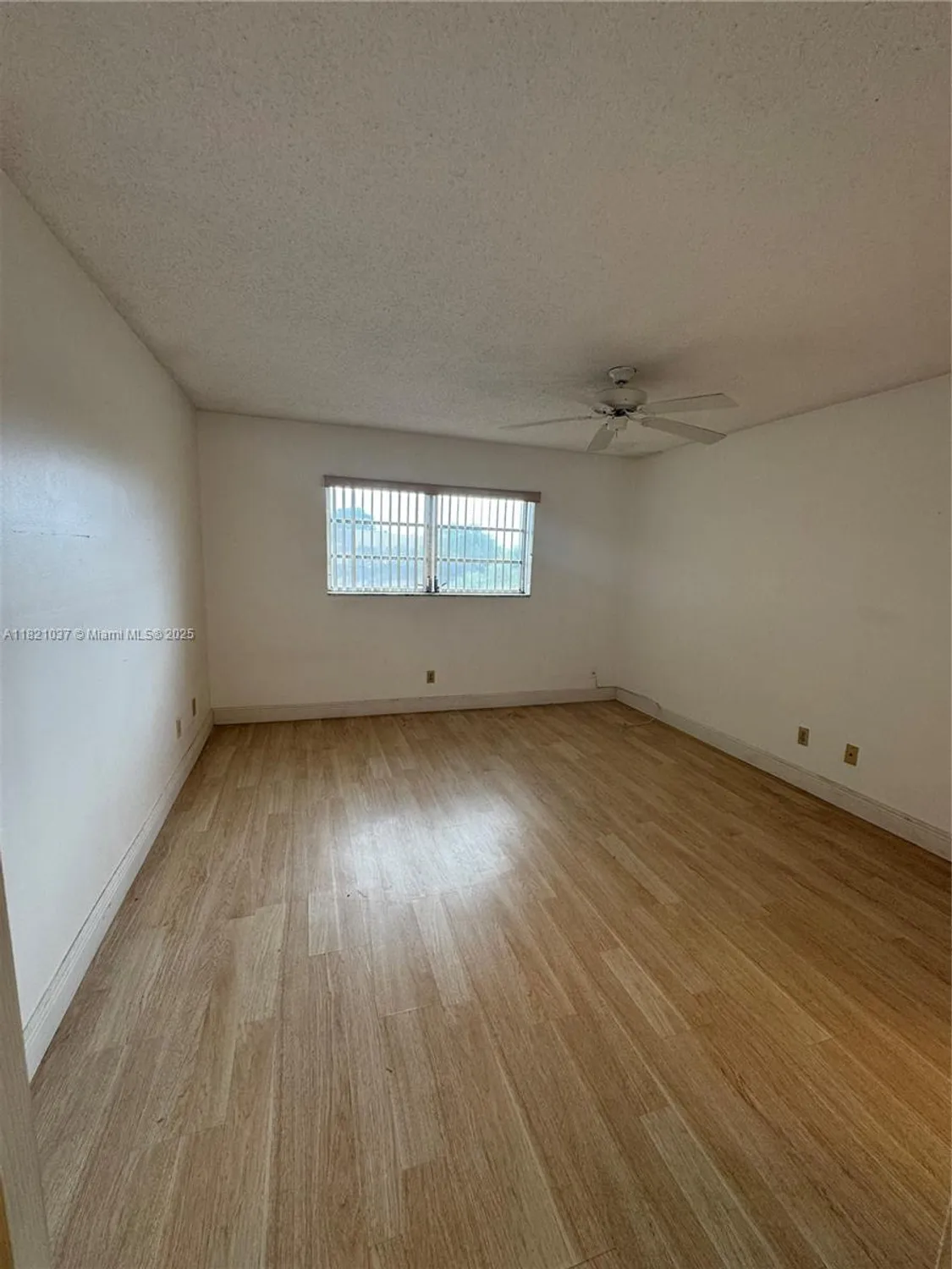 Property Slideshow image 19 of 33 | 5841 nw 61st ave apt 310, Tamarac, FL, 33319