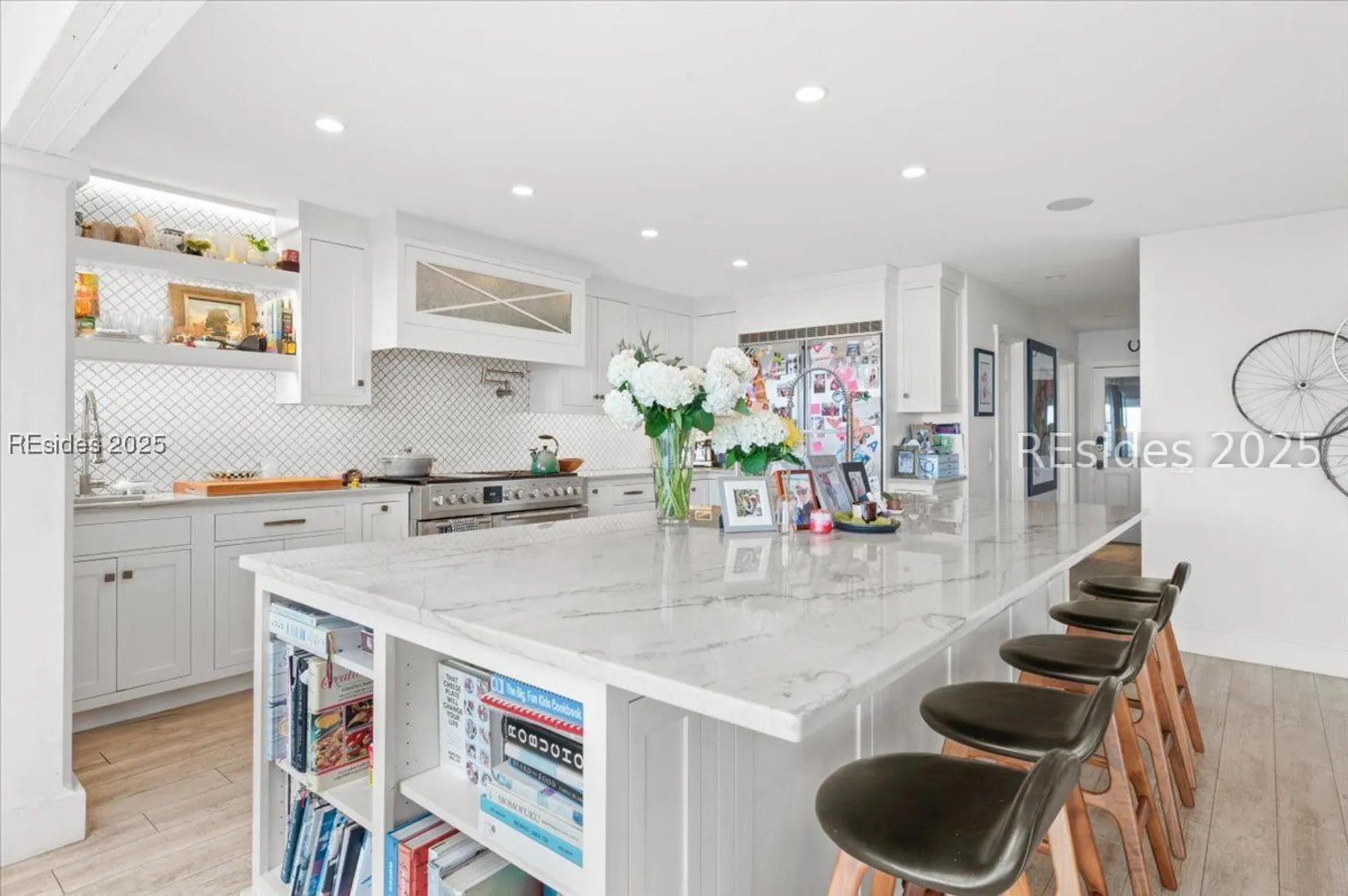 Property Slideshow image 16 of 49 | 24 china cockle ln, Hilton Head Island, SC, 29926