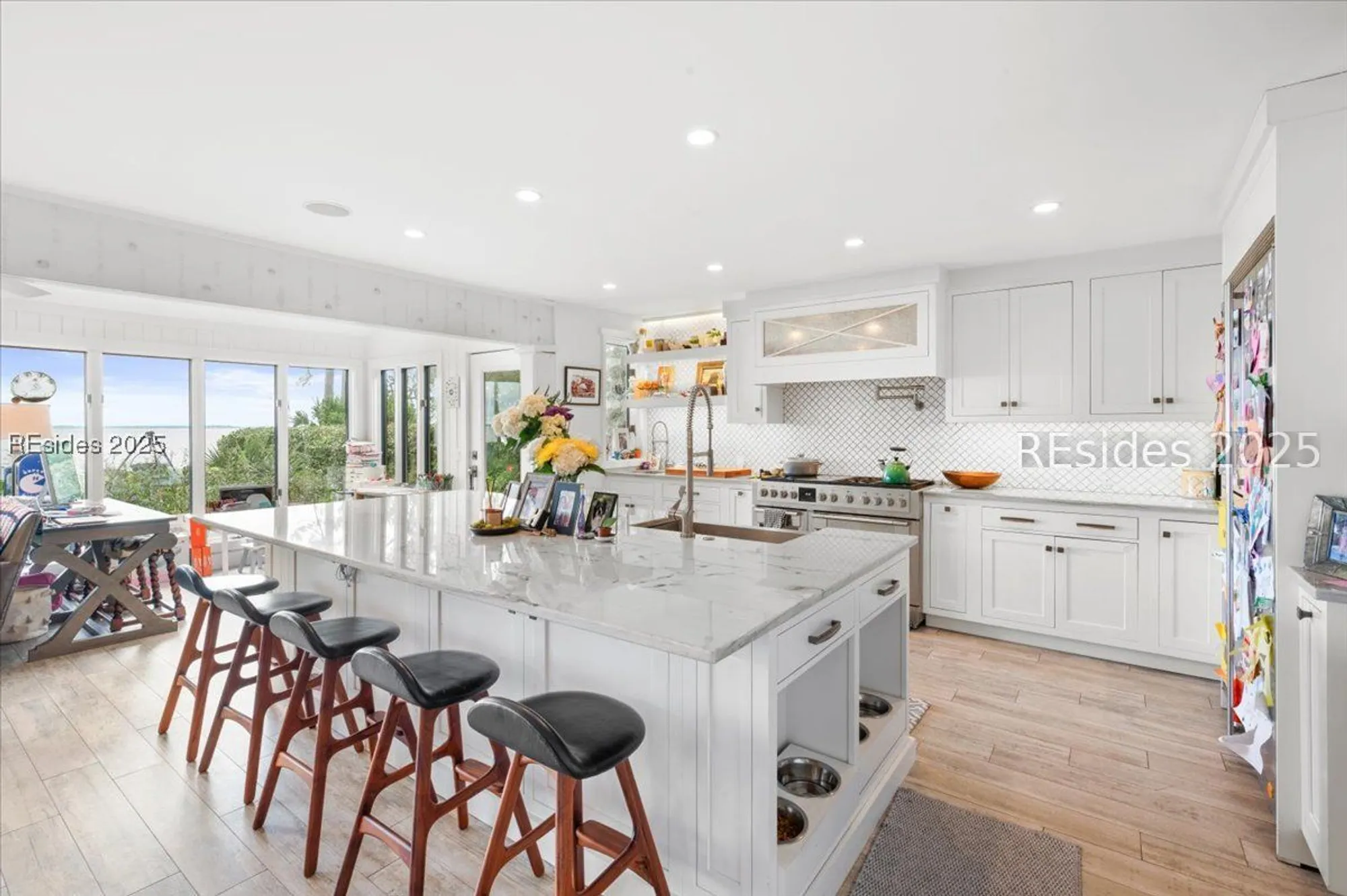 Property Slideshow image 18 of 49 | 24 china cockle ln, Hilton Head Island, SC, 29926