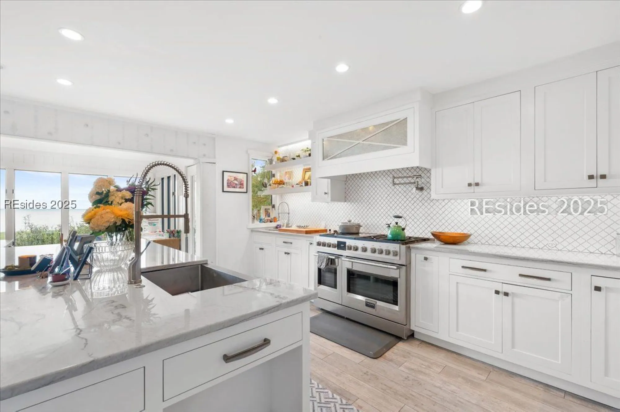 Property Slideshow image 19 of 49 | 24 china cockle ln, Hilton Head Island, SC, 29926