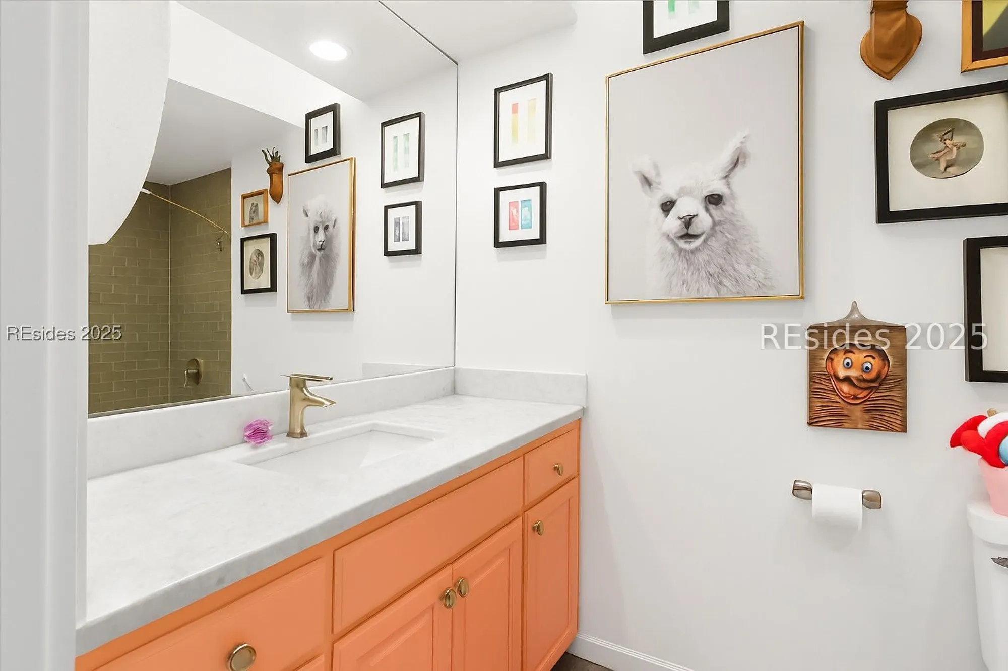 Property Slideshow image 35 of 49 | 24 china cockle ln, Hilton Head Island, SC, 29926