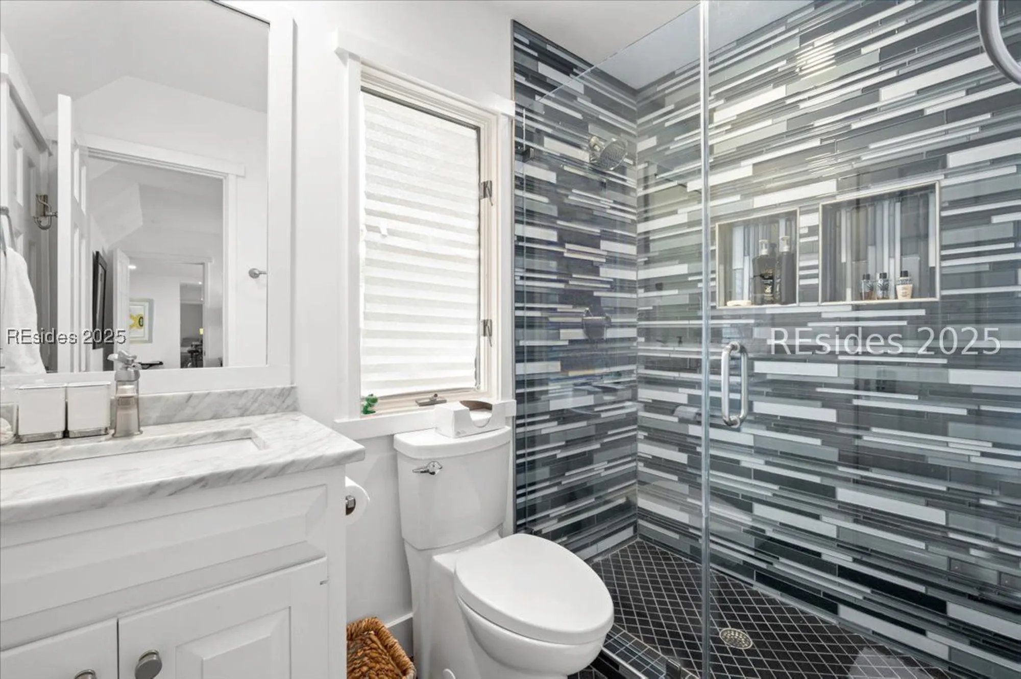 Property Slideshow image 30 of 49 | 24 china cockle ln, Hilton Head Island, SC, 29926