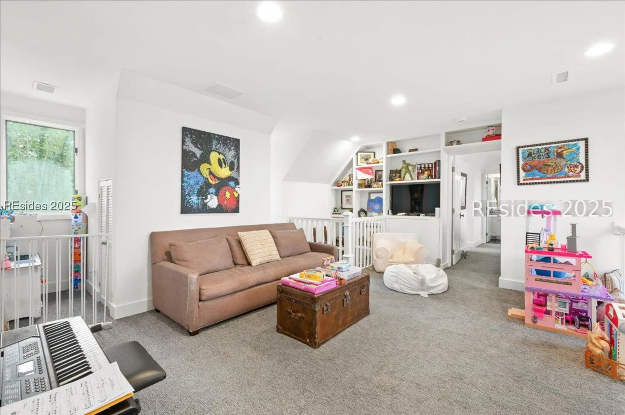 Property Slideshow image 32 of 49 | 24 china cockle ln, Hilton Head Island, SC, 29926