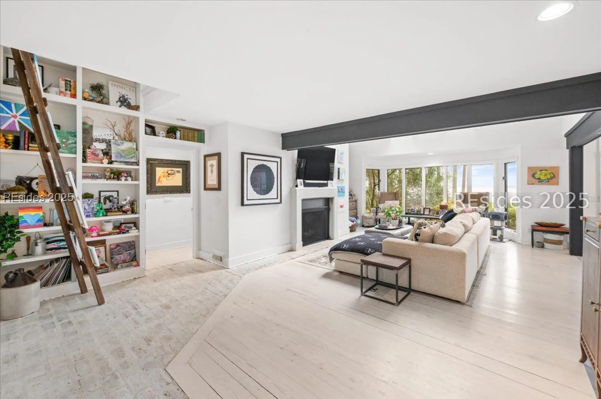 Property Slideshow image 7 of 49 | 24 china cockle ln, Hilton Head Island, SC, 29926