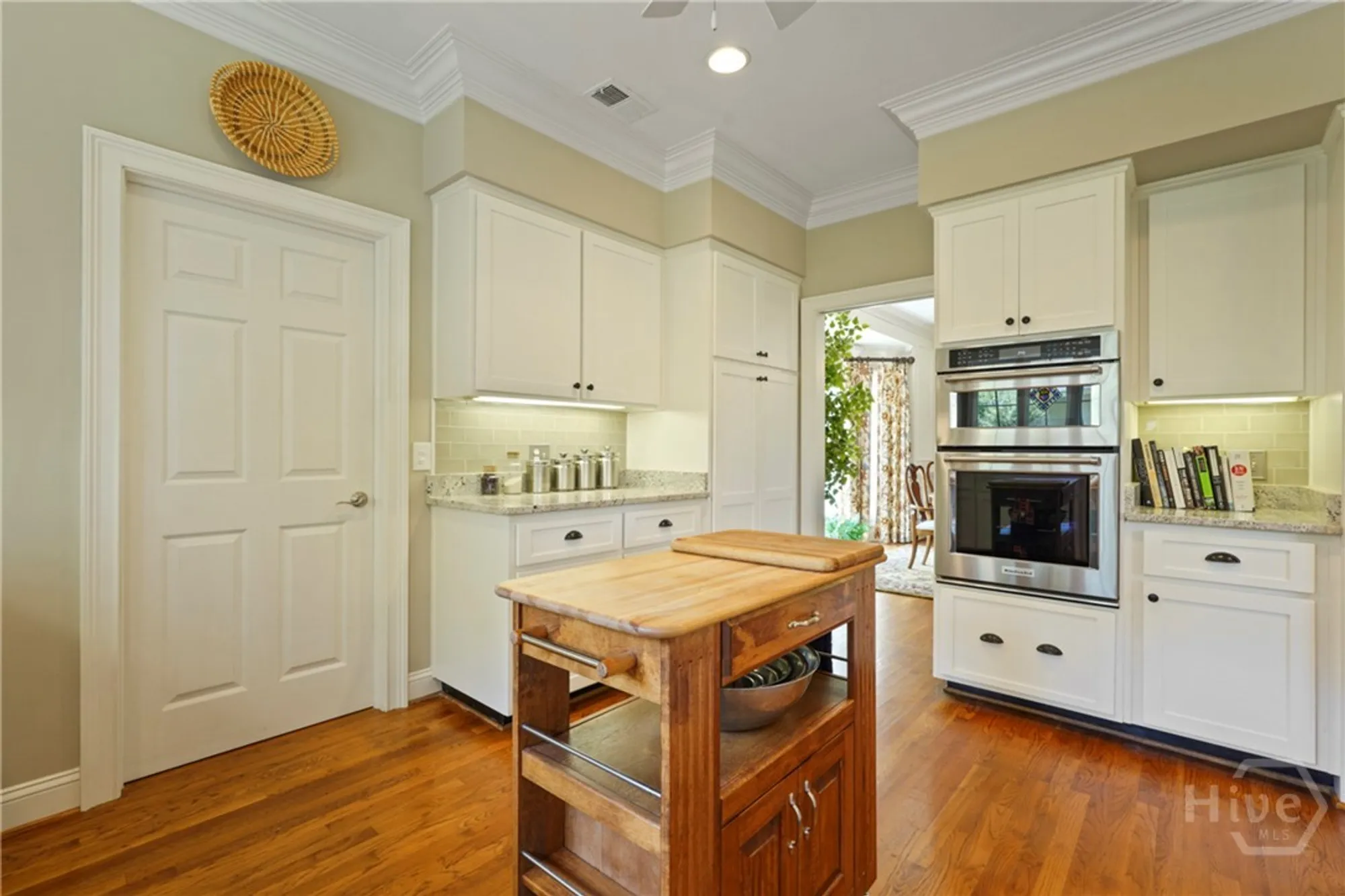 Property Slideshow image 14 of 49 | 36 shellwind dr, Savannah, GA, 31411