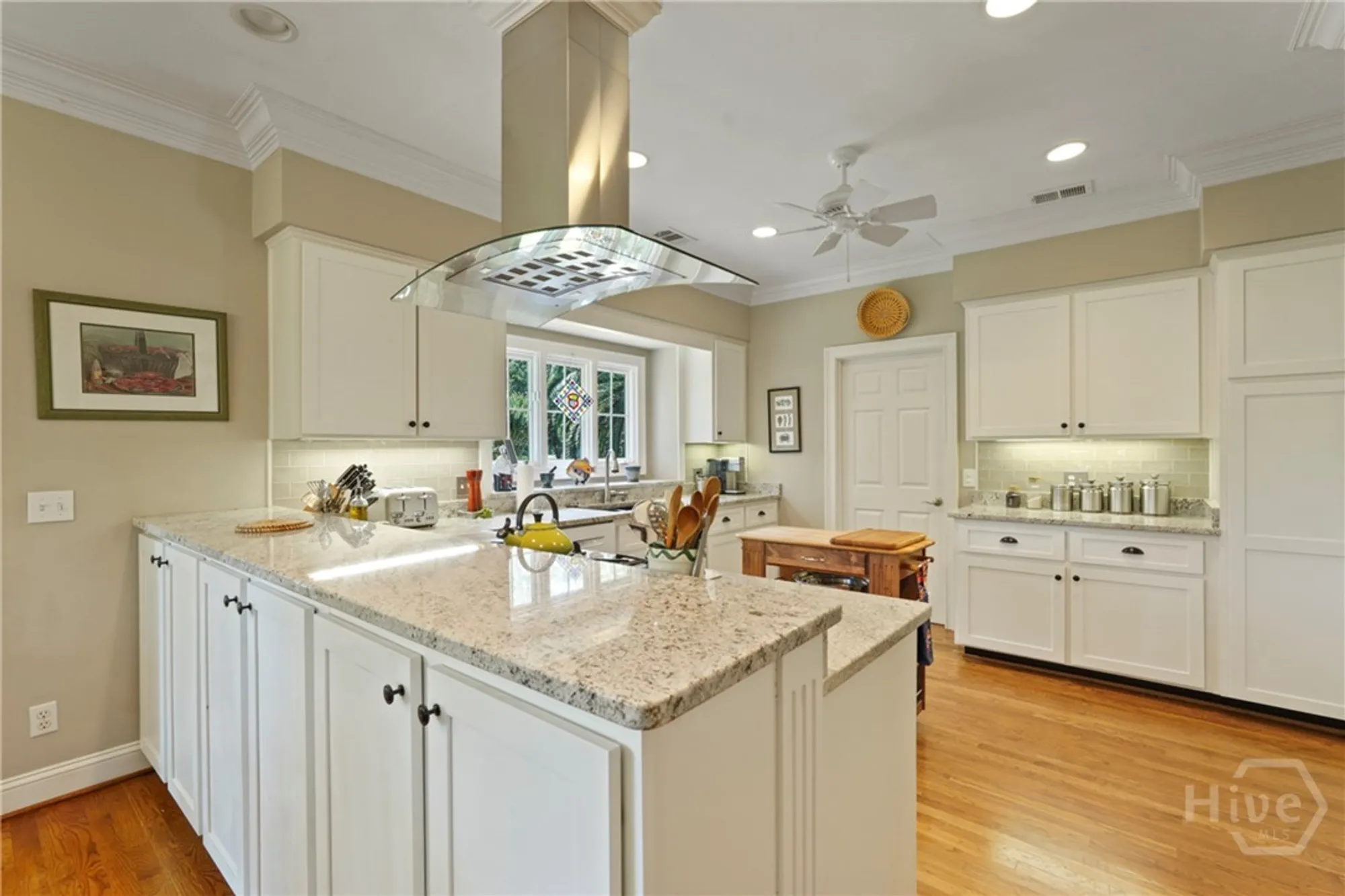Property Slideshow image 11 of 49 | 36 shellwind dr, Savannah, GA, 31411